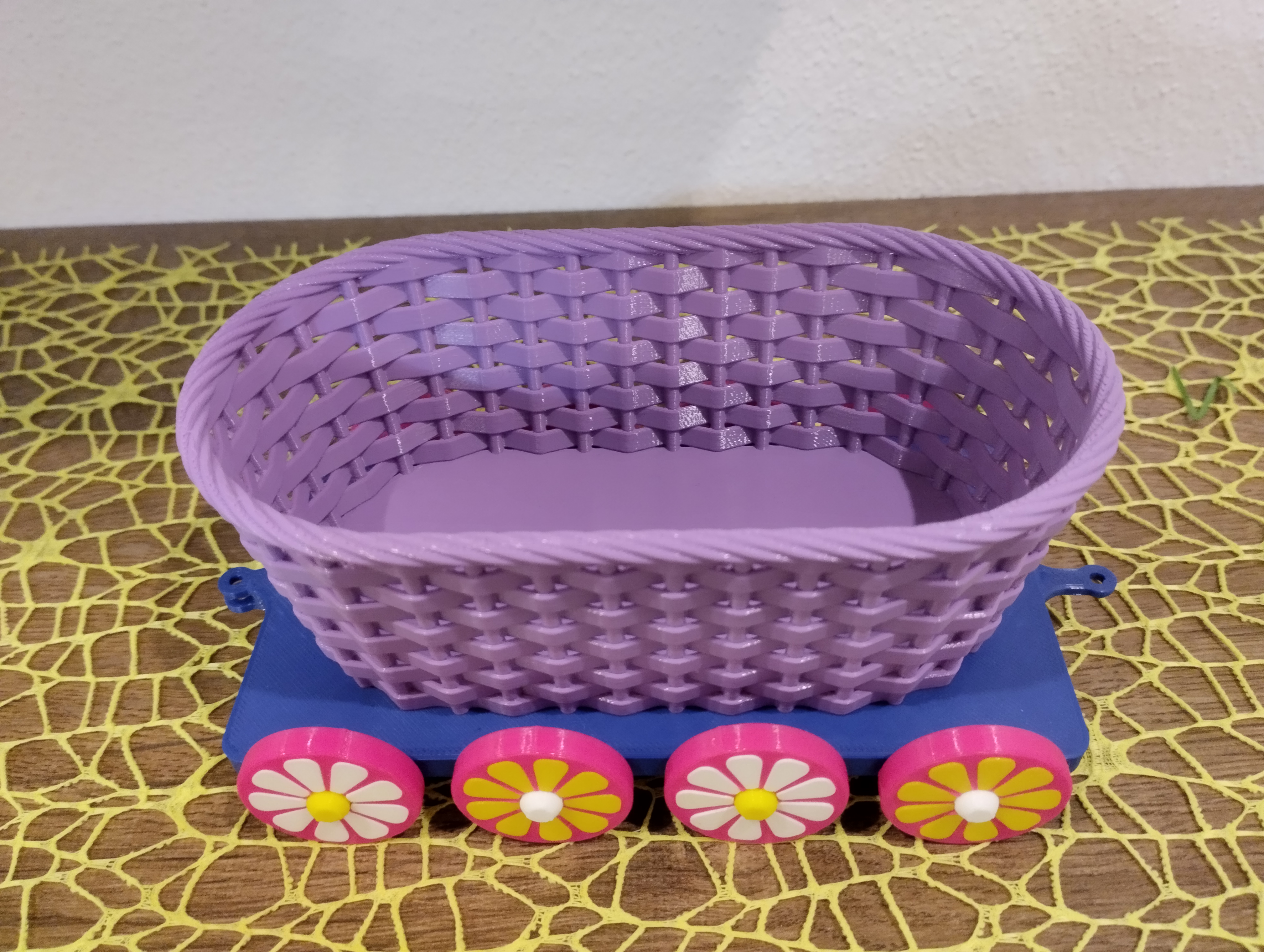 Miniatura 14 do modelo 3D Easter train