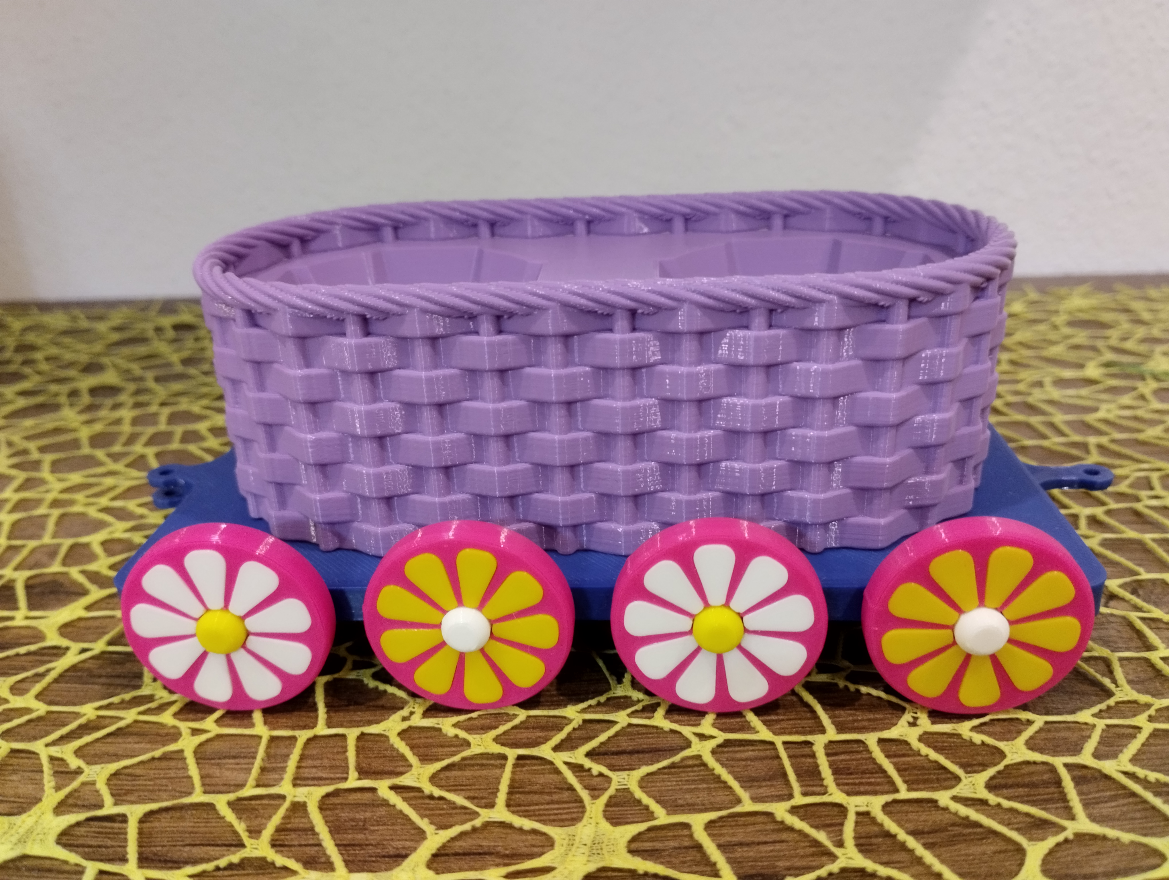 Miniatura 18 do modelo 3D Easter train