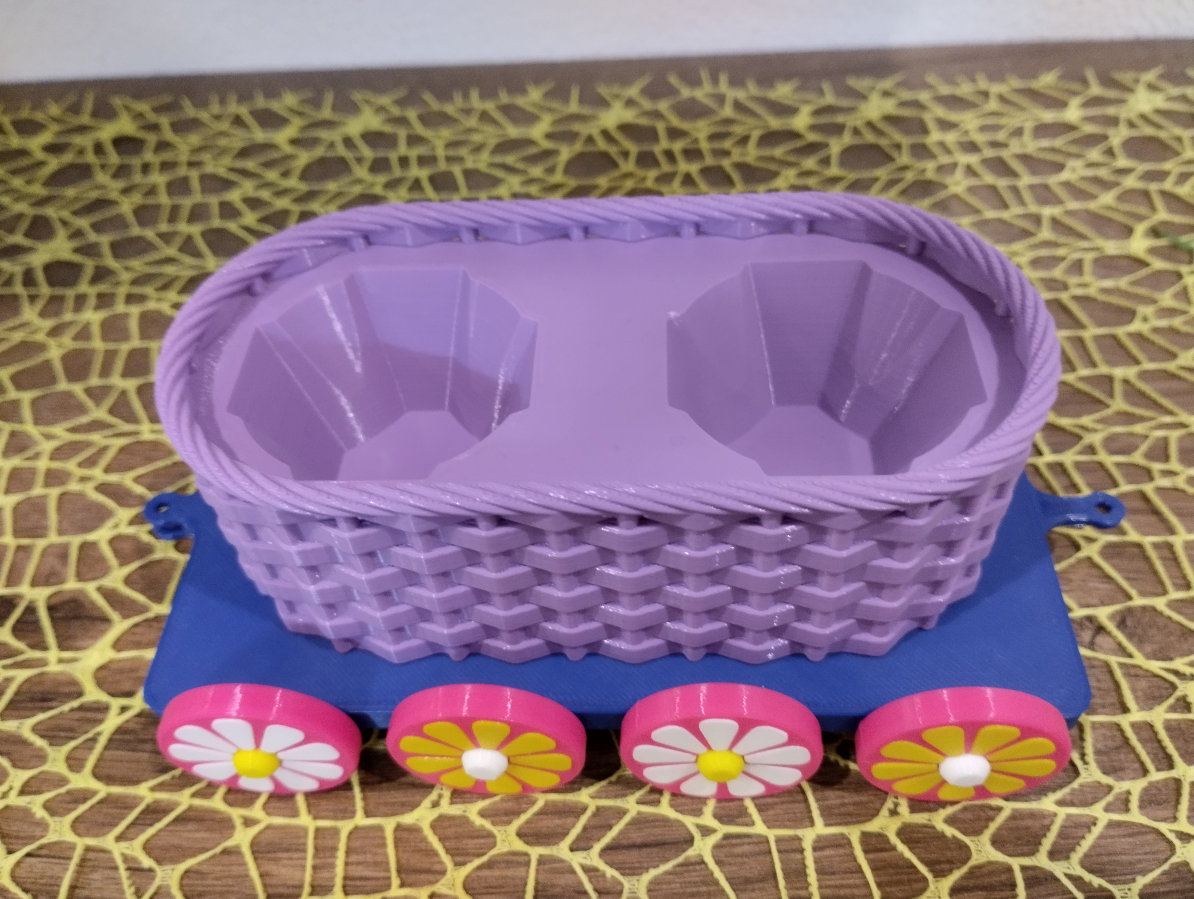 Miniatura 19 do modelo 3D Easter train