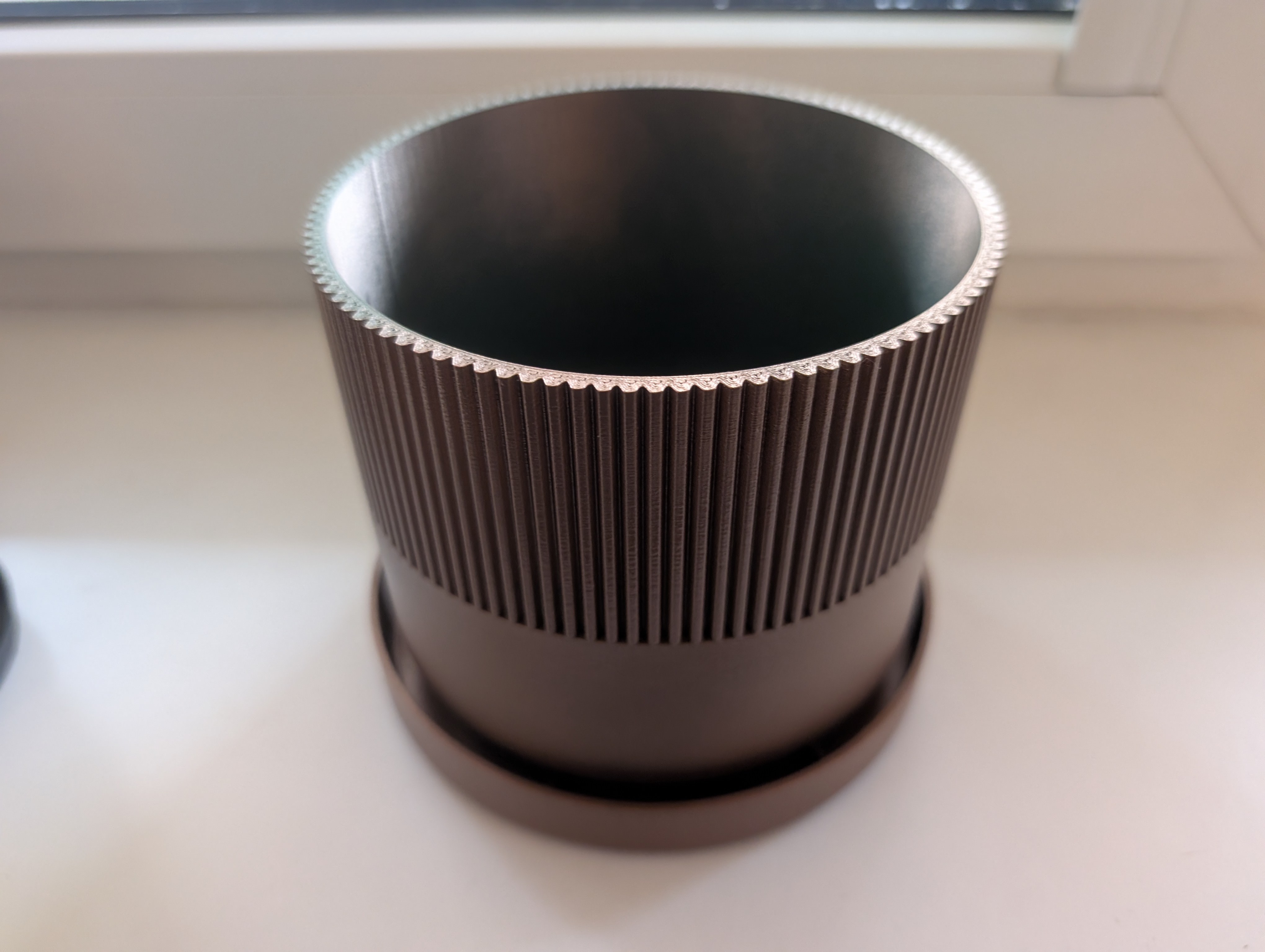 Chamfered Gear Planter — thumbnail 2