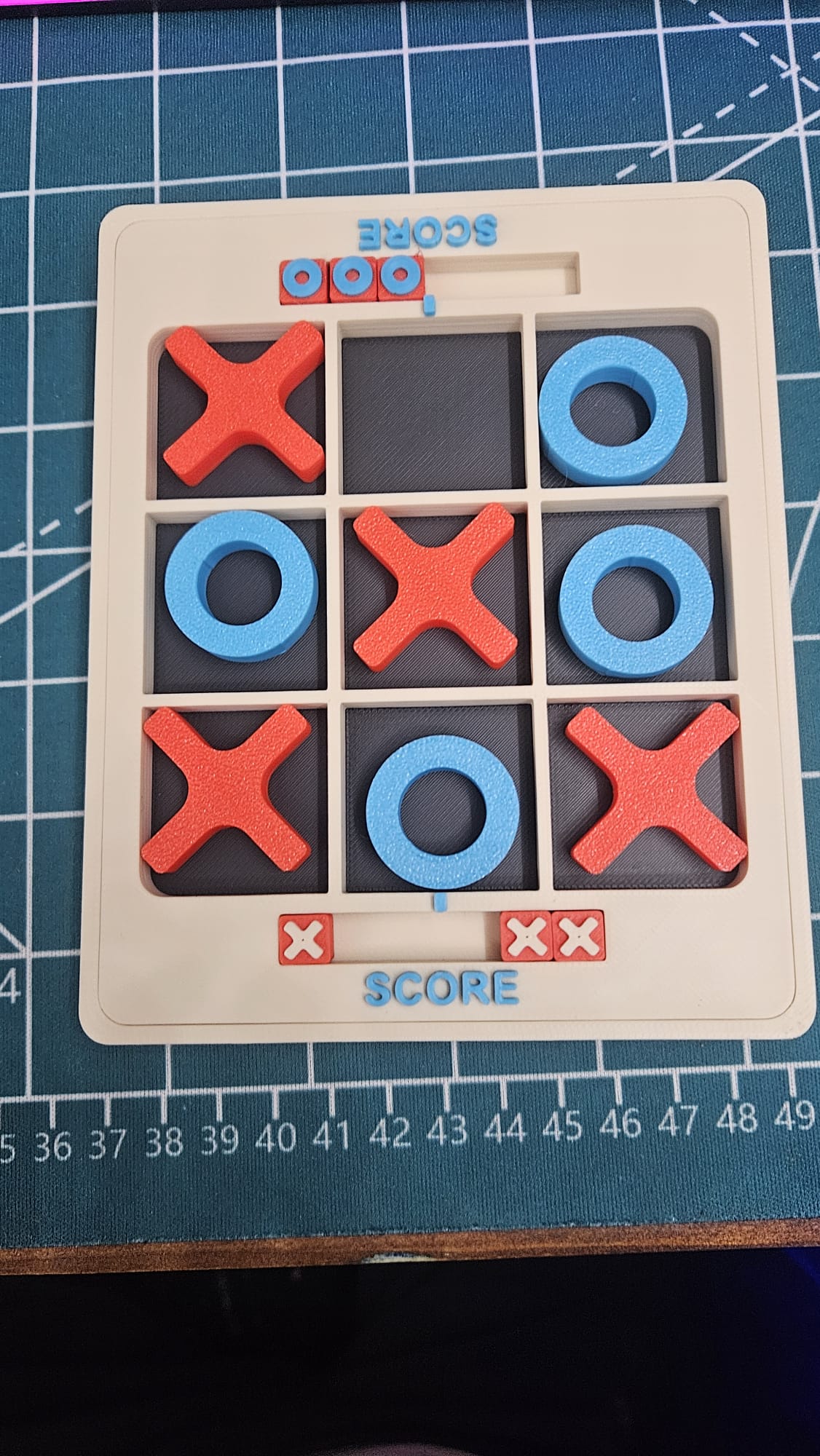 Tic Tac Toe (Tris) – 3D Printable Board Game with Score Counter