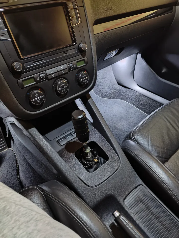 Golf mk5 gear shift panel by Bolonder | Download free STL model ...