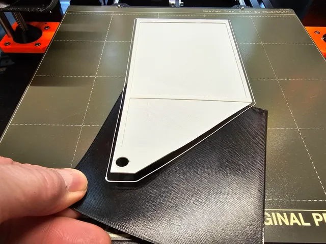 Big thin things flexible long-lasting scraper