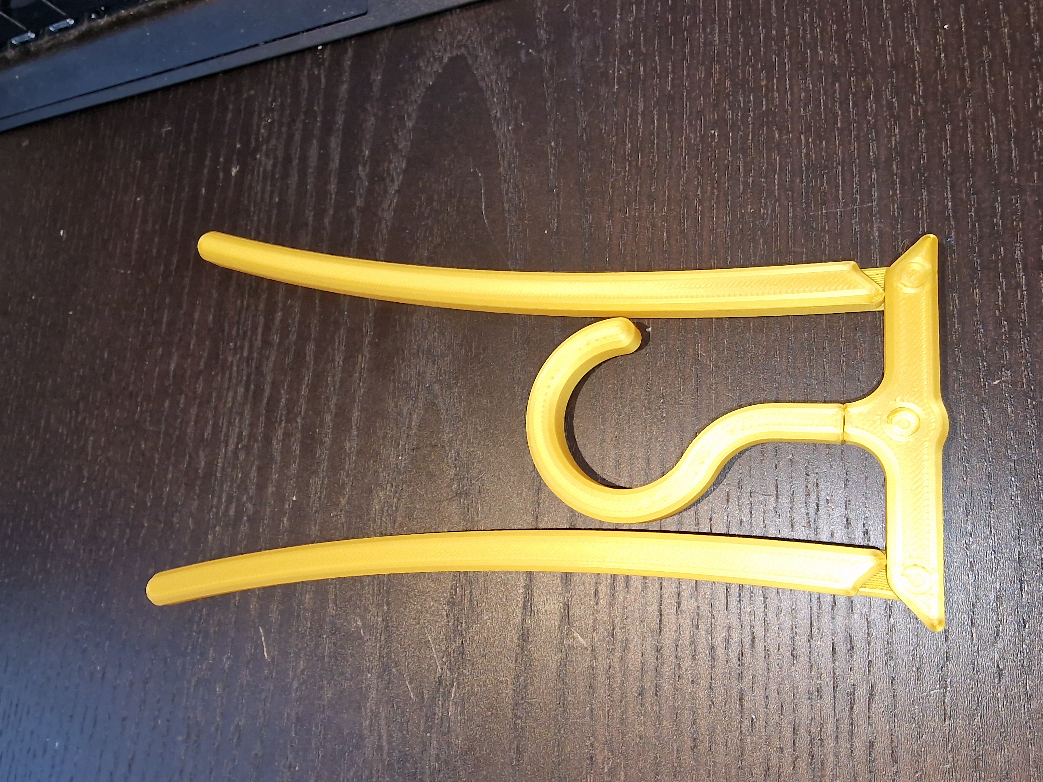 Print in place - Clothes Hanger - Hinged legs and Freely rotating hook