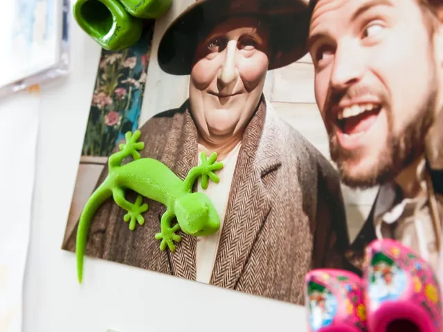 Gecko DeskPal Fridge Magnet