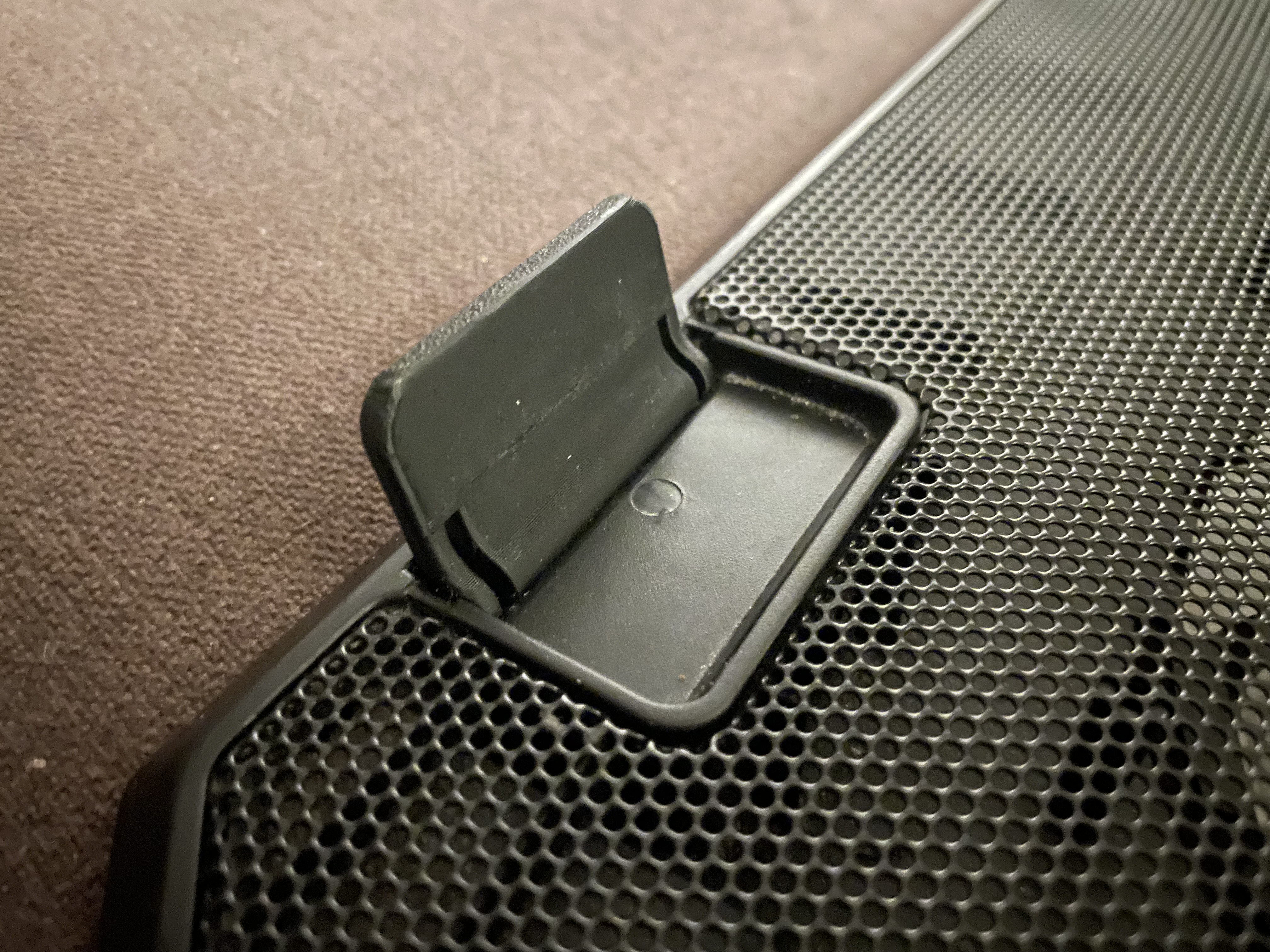 Notebook stand replacement flap (Aplic)