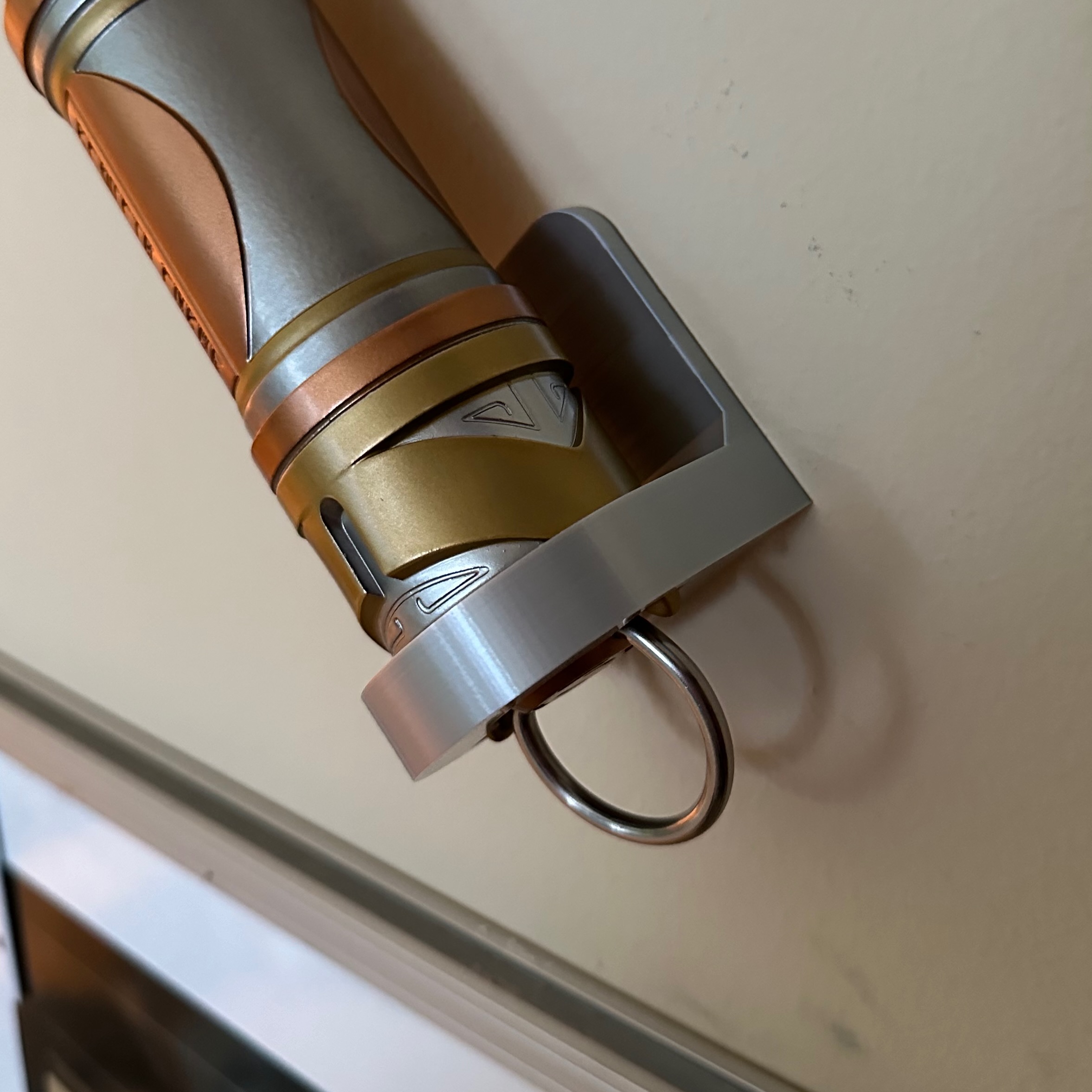 Savi's Workshop Lightsaber Wall Mounts by Foobar54 | Download free STL ...