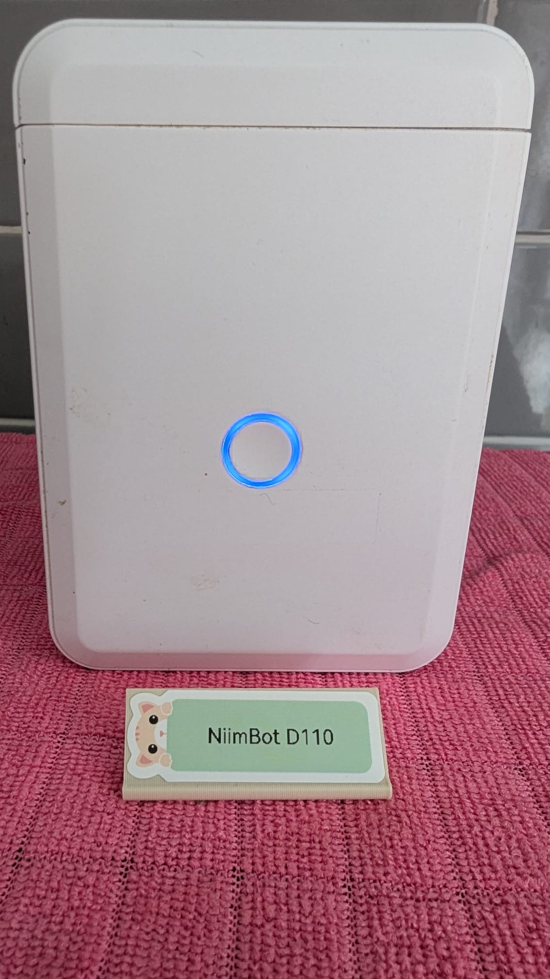 Niimbot D110 label stand