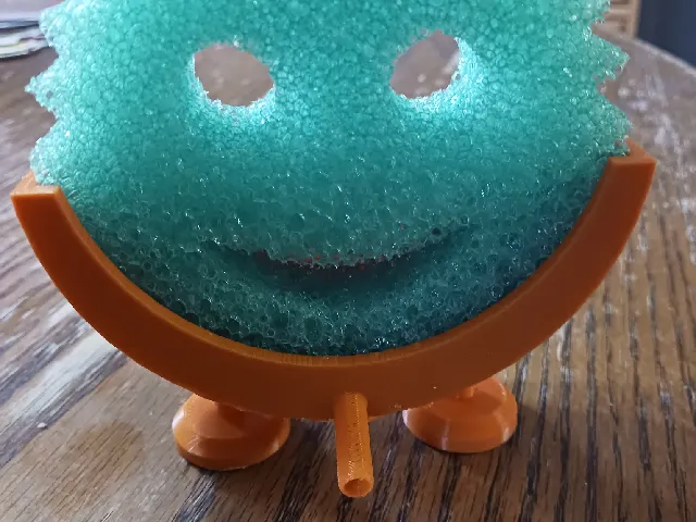 Peeing Scrub Daddy Holder