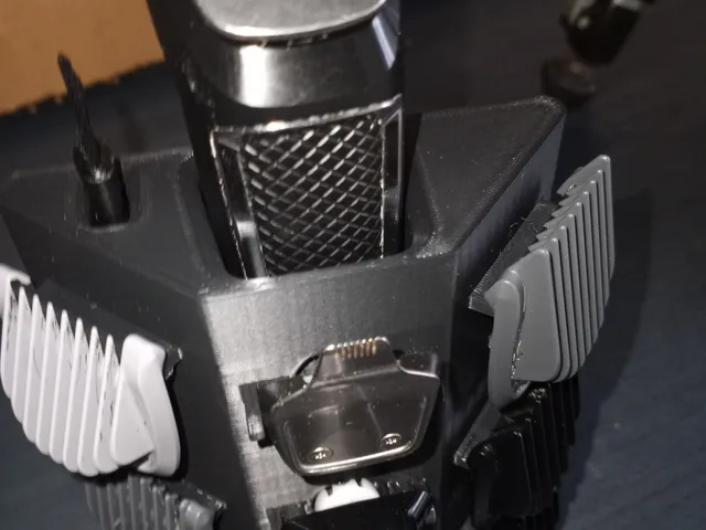 Philips Series 3000 beard trimmer station