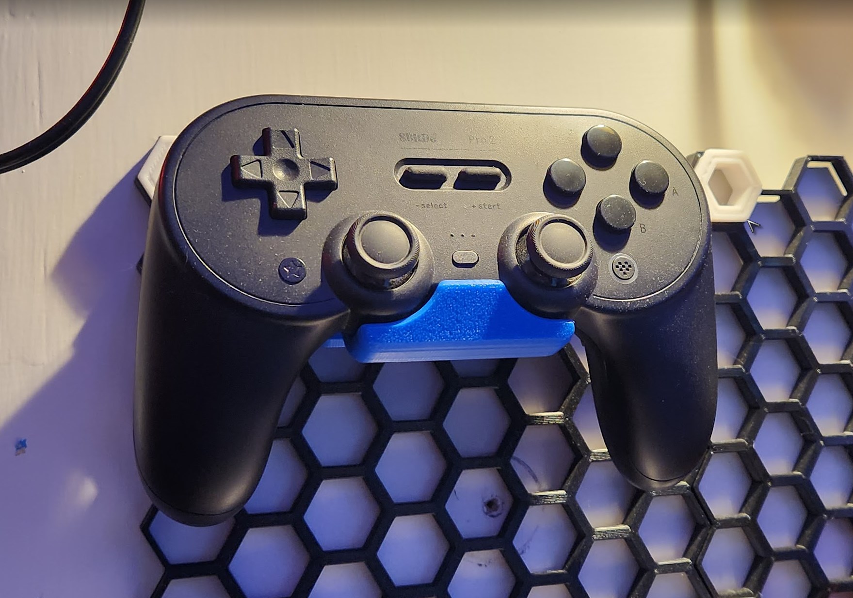 8BitDo pro2 stand for hexagon honeycomb wall by Johny Pineault ...