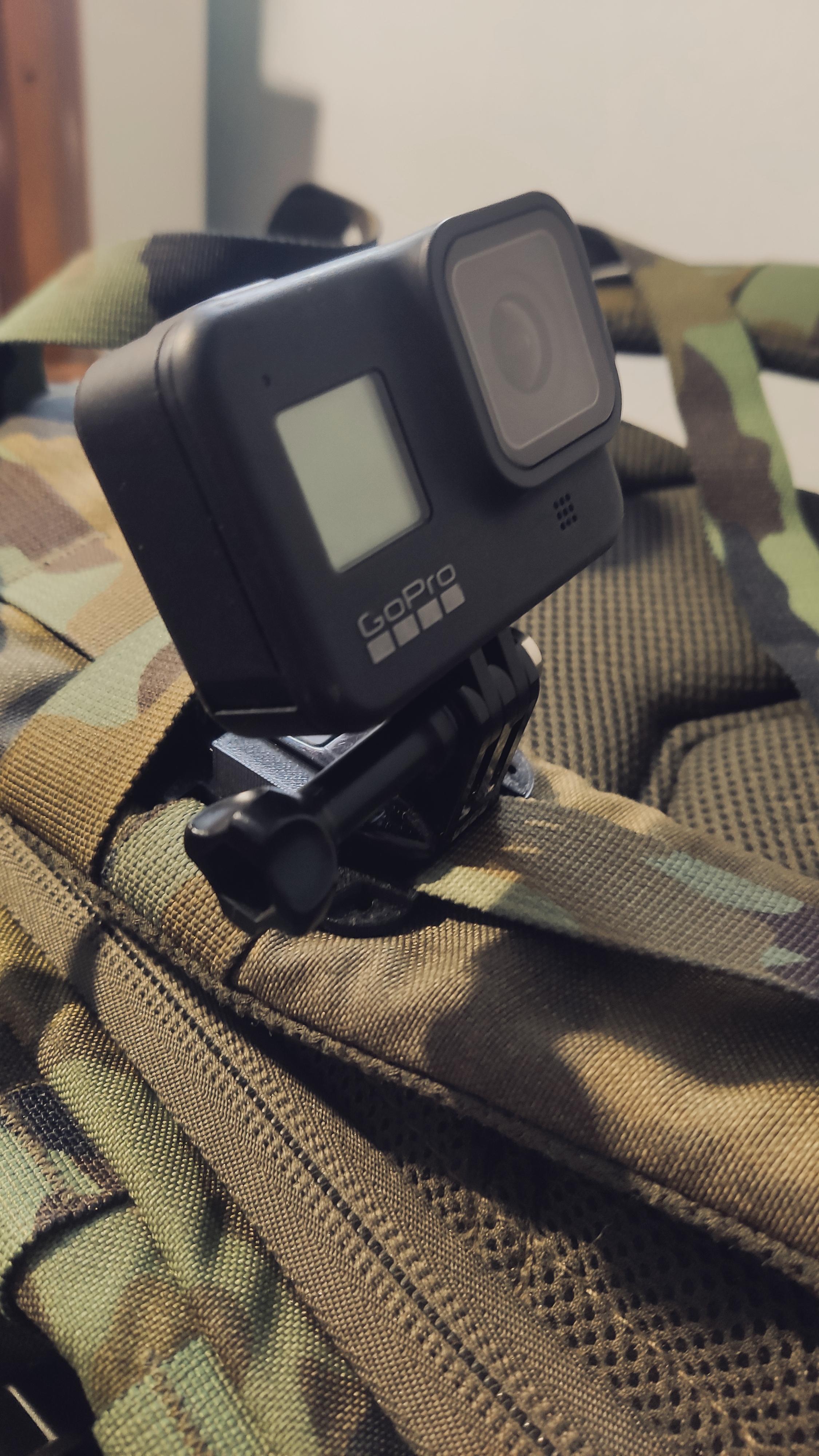 Miniatura 2 do modelo 3D GoPro - molle mount