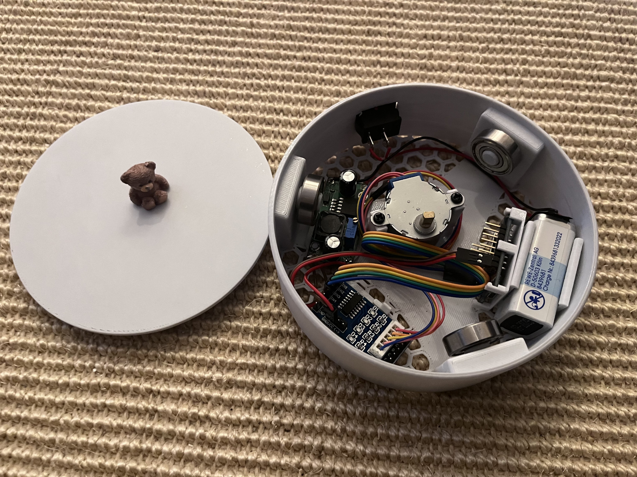 Motorized and WiFi controlled turntables V 1.0 WIP by Mici Download