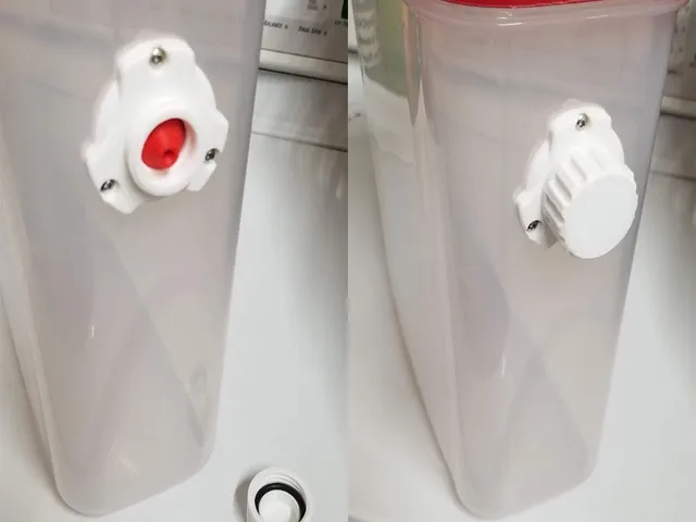 Filament guide for dry box, with o-ring screw cover IMPROVED VERSION (STP files included)