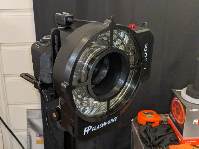FLASHPOINT RF-400/GODOX AR400 90 DEGREE MAGNETIC POLARIZING FILM MOUNT