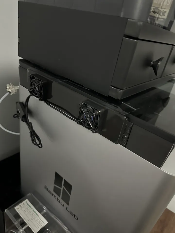 Bambu Labs Riser pieces with Fan cutout by jomiller97 | Download free ...
