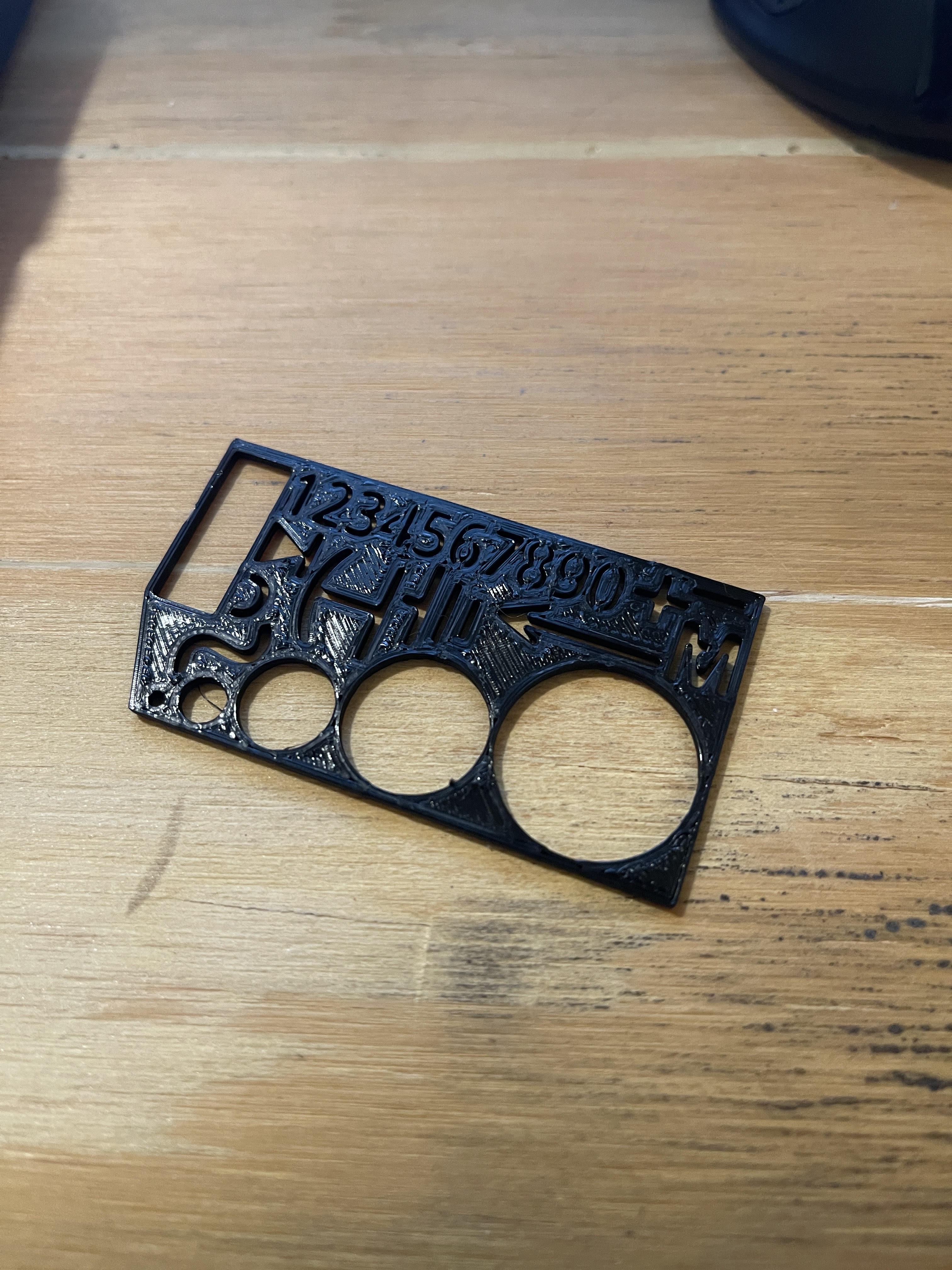 Miniatura 2 do modelo 3D Electrical Diagram Stencil