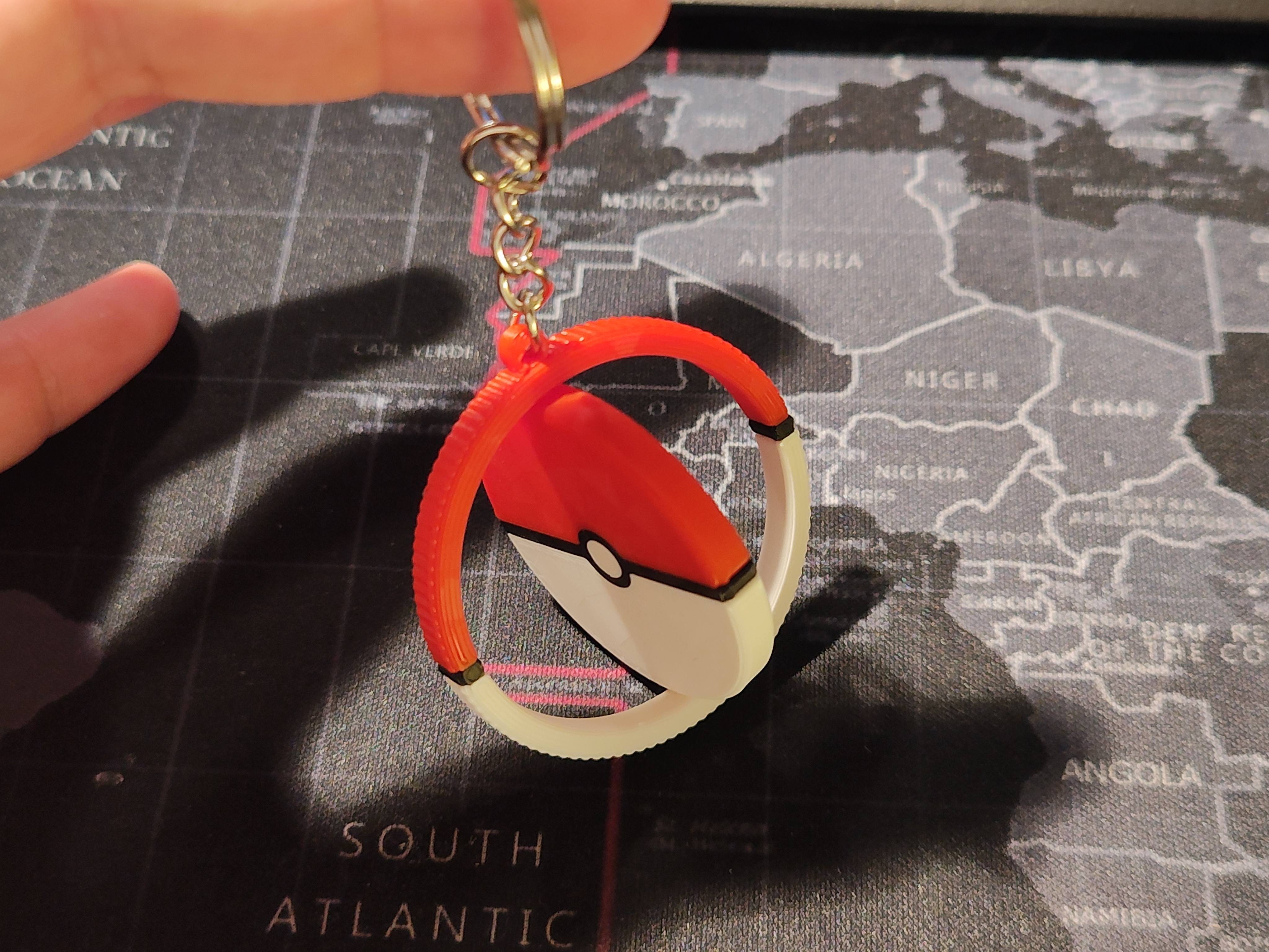 Spinning Pokeball Keychain Multicolor print in place