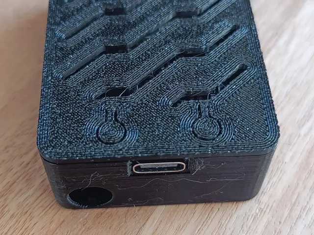 ESP32-Devkit + PCM5102 Music box