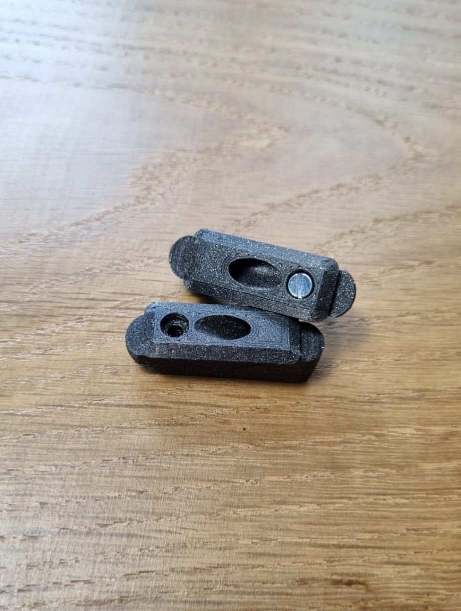Cube Bike cable stop / CUBE Frame Plug Brake/Shift / cube cable guide by kevin.rootinck