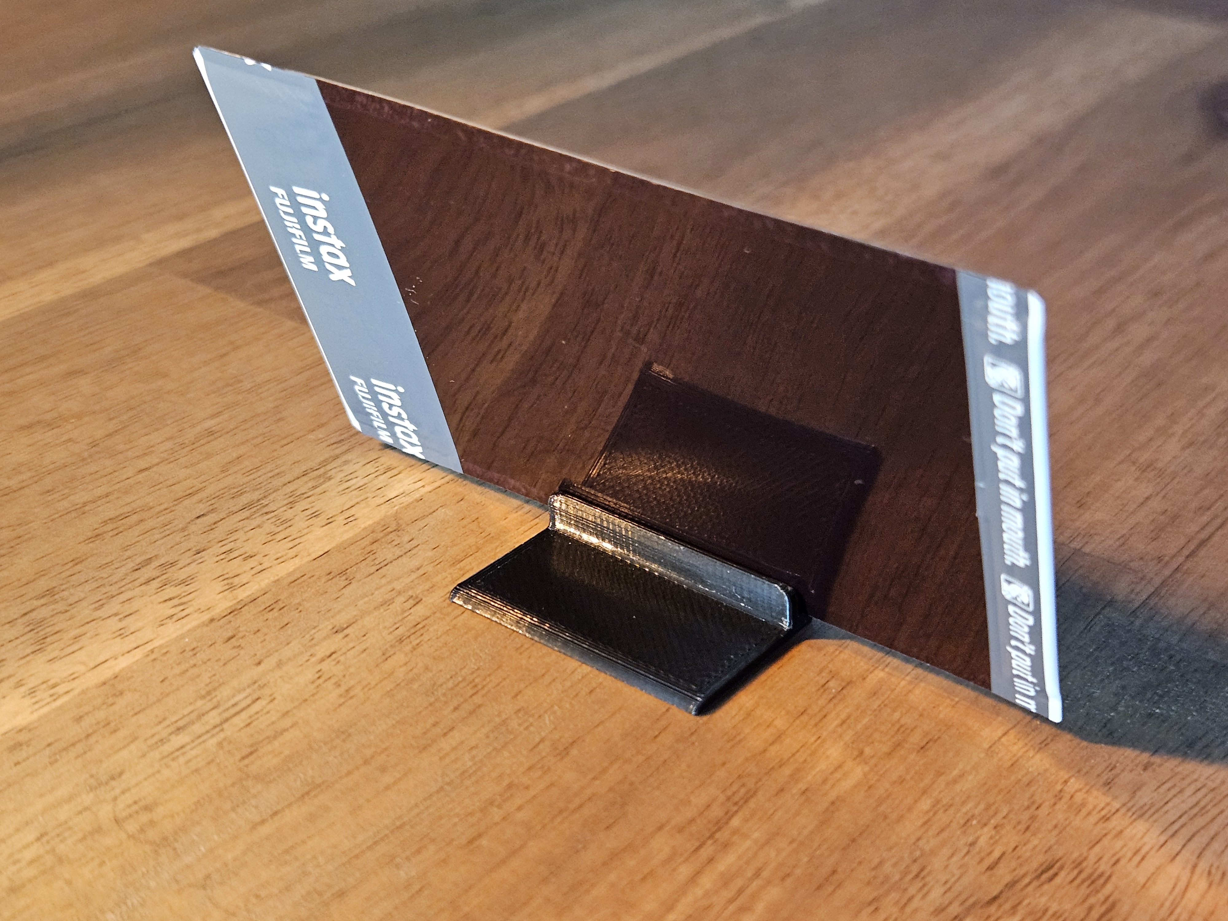 Miniatura 7 do modelo 3D Instax mini Holder