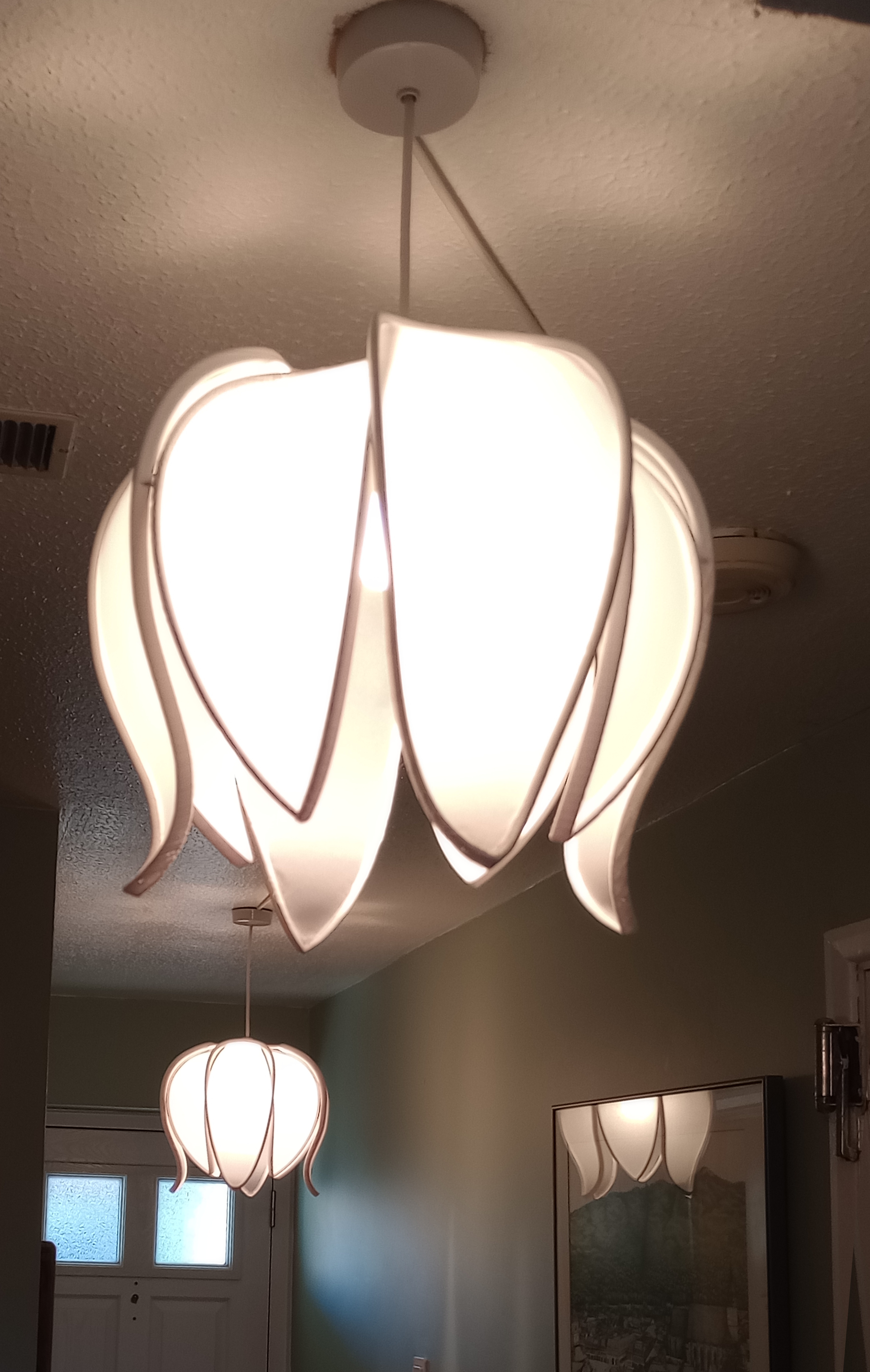 Water lilly ceiling lamp shade
