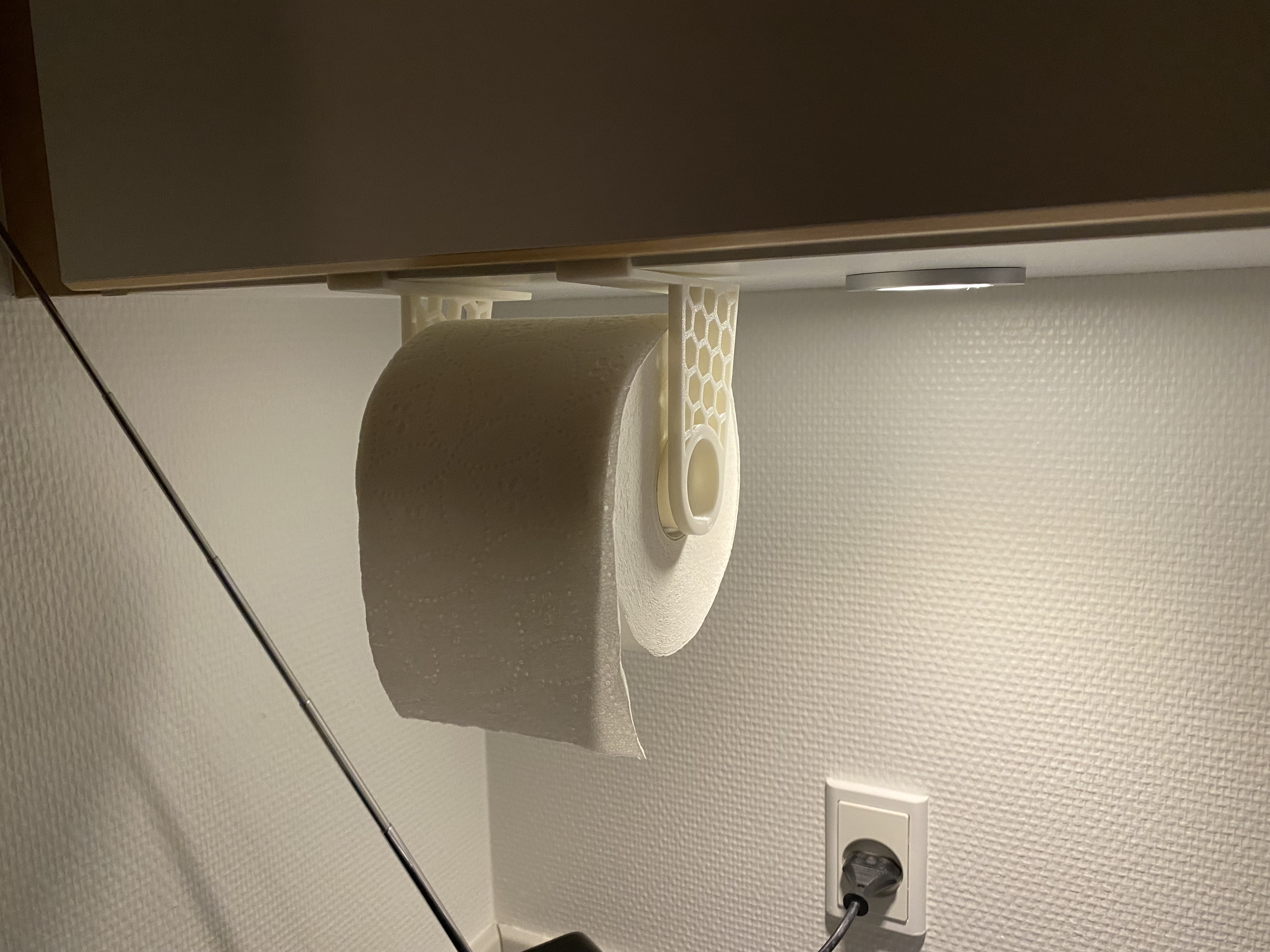 Paper-Towel-Holder-falco*sign.