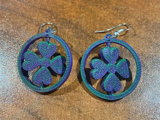 St. Patty's Day Spinner Earrings