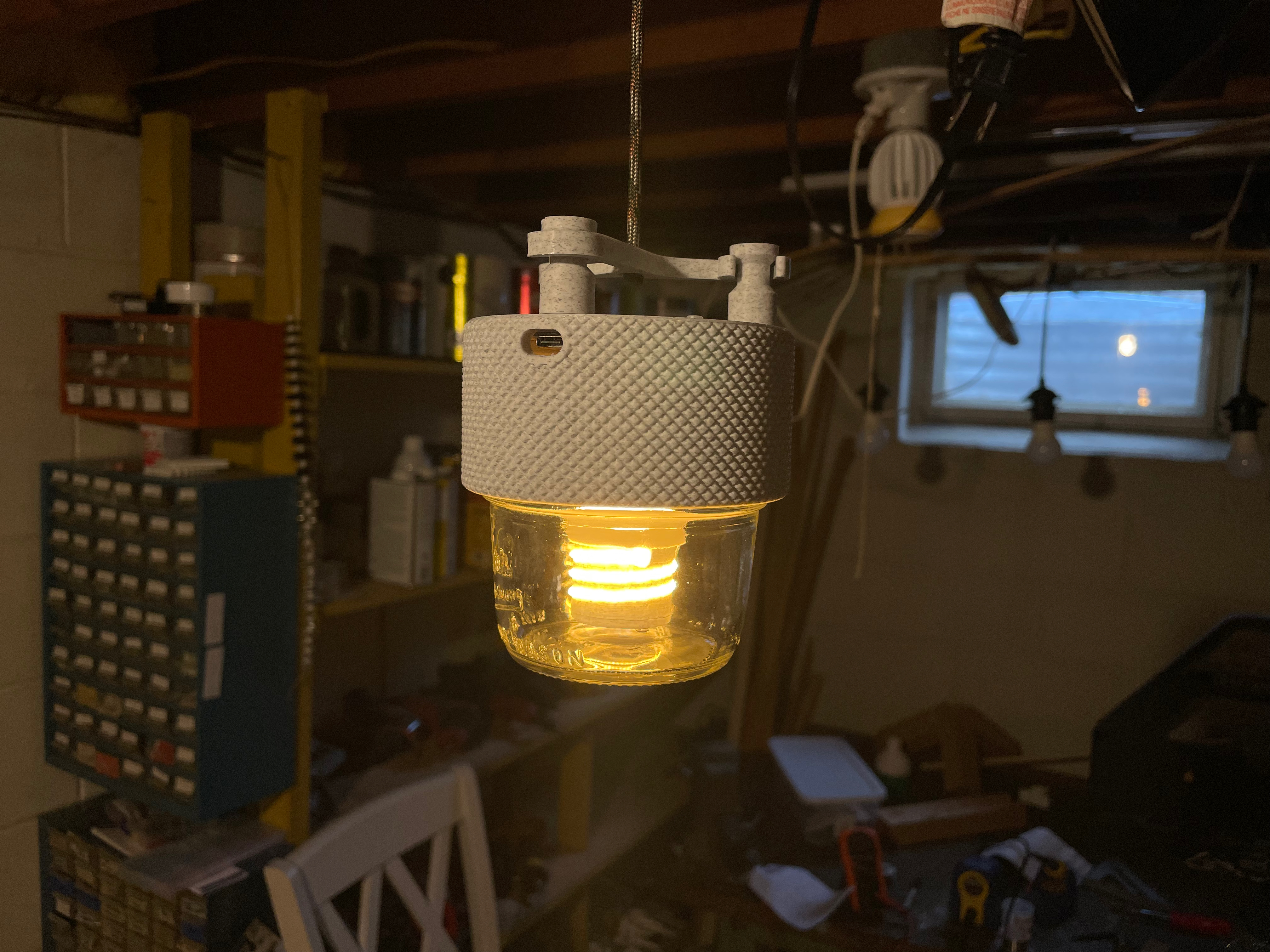 18650 Battery Powered Lantern with Spiral Filament
