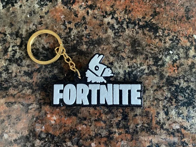 Fortnite keychain V2