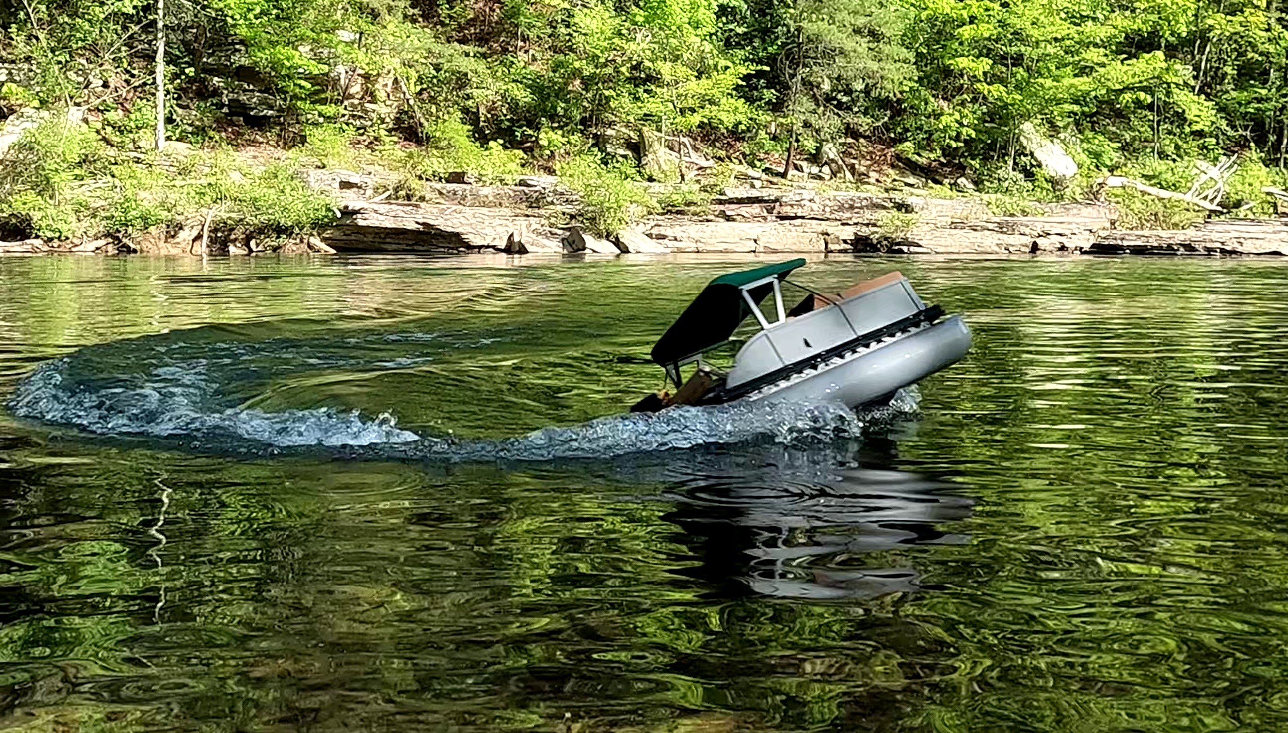 Big Chill RC Pontoon boat 1:8 scale by Black Crow by BlackCrow ...