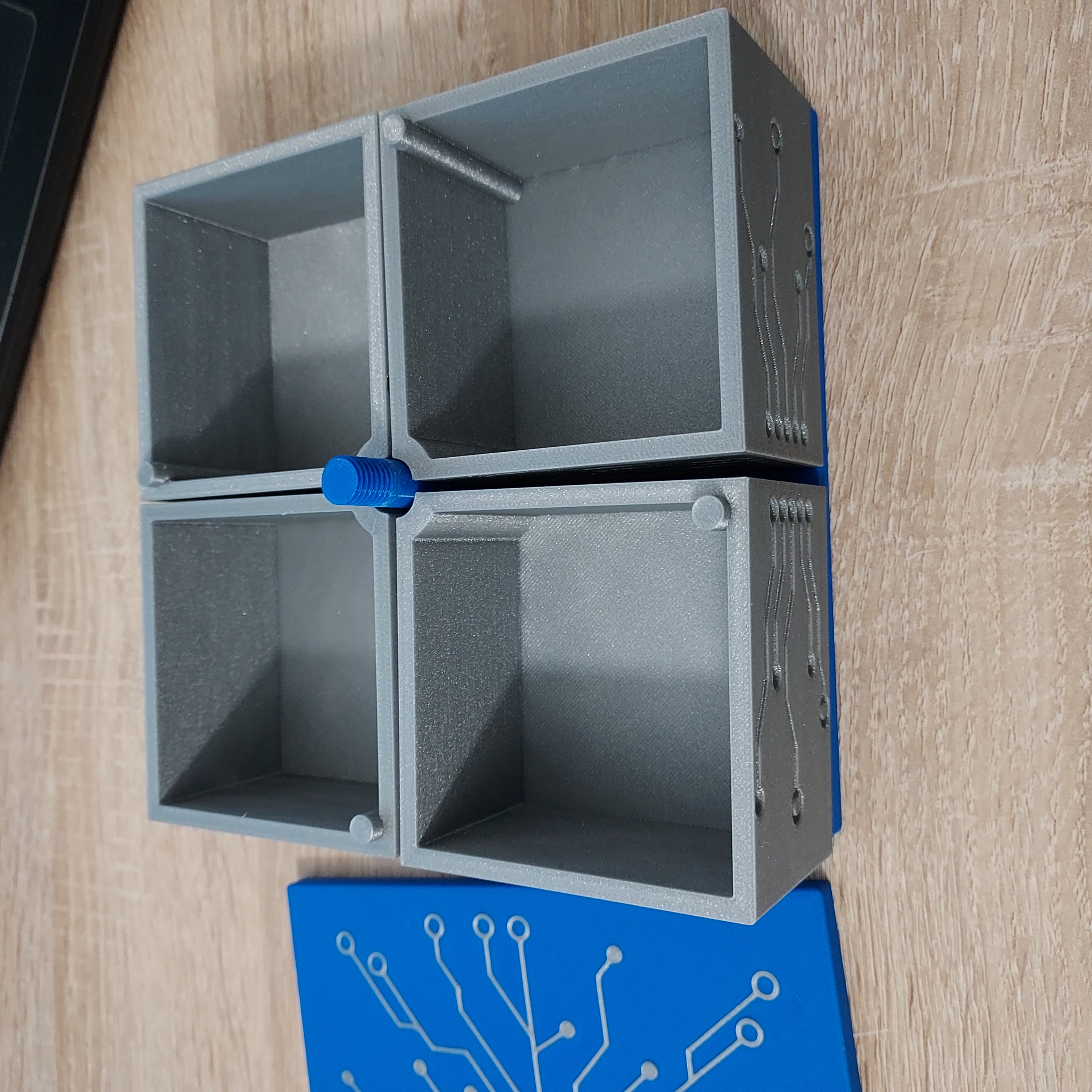 Electronic box - 4 compartments — thumbnail 4