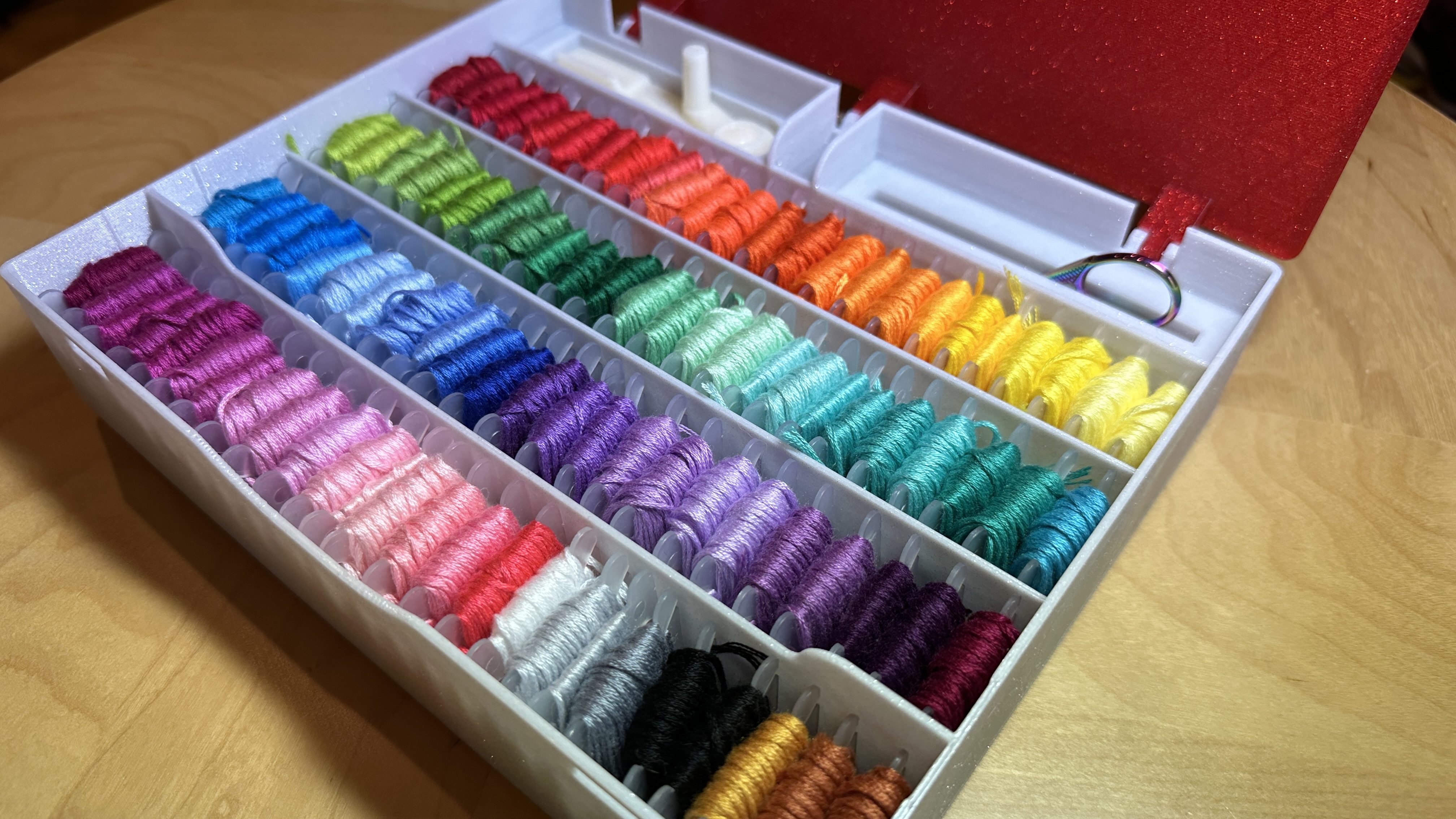 Floss Box Organizer Box with 100 Bobbins