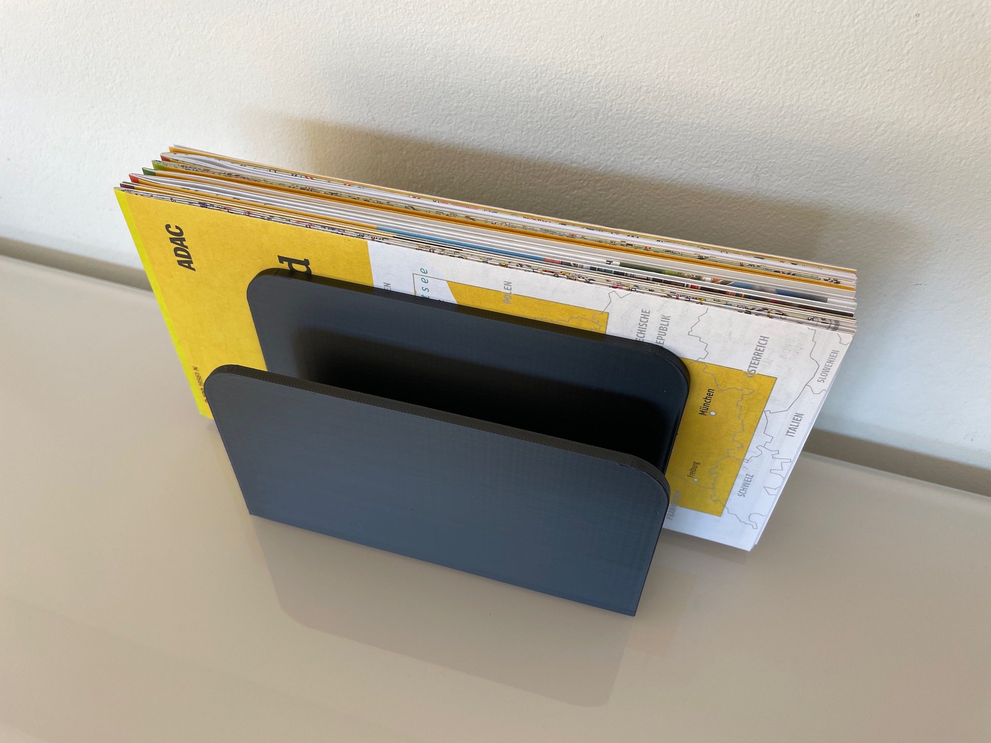 Miniatura 2 do modelo 3D Document Holder
