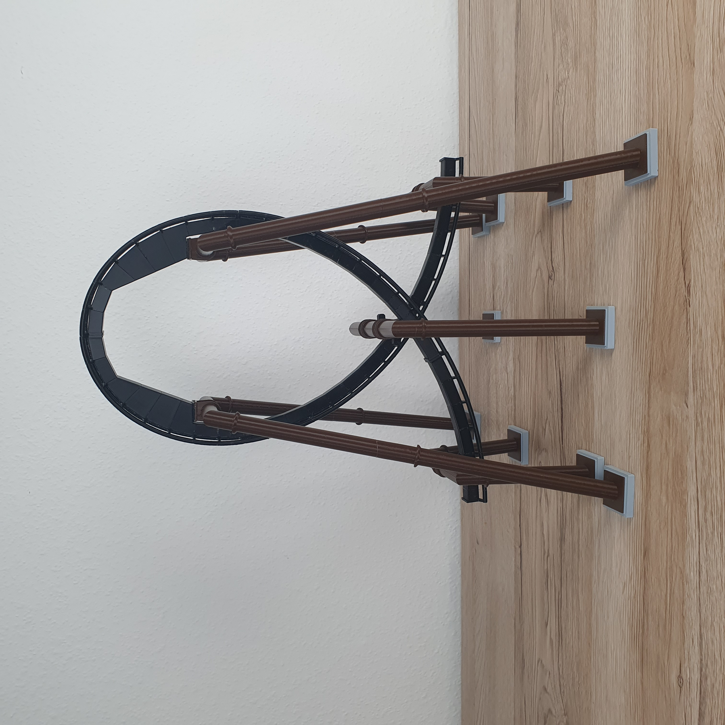Miniatura 2 do modelo 3D Roller Coaster - Inverted Loop 1:64