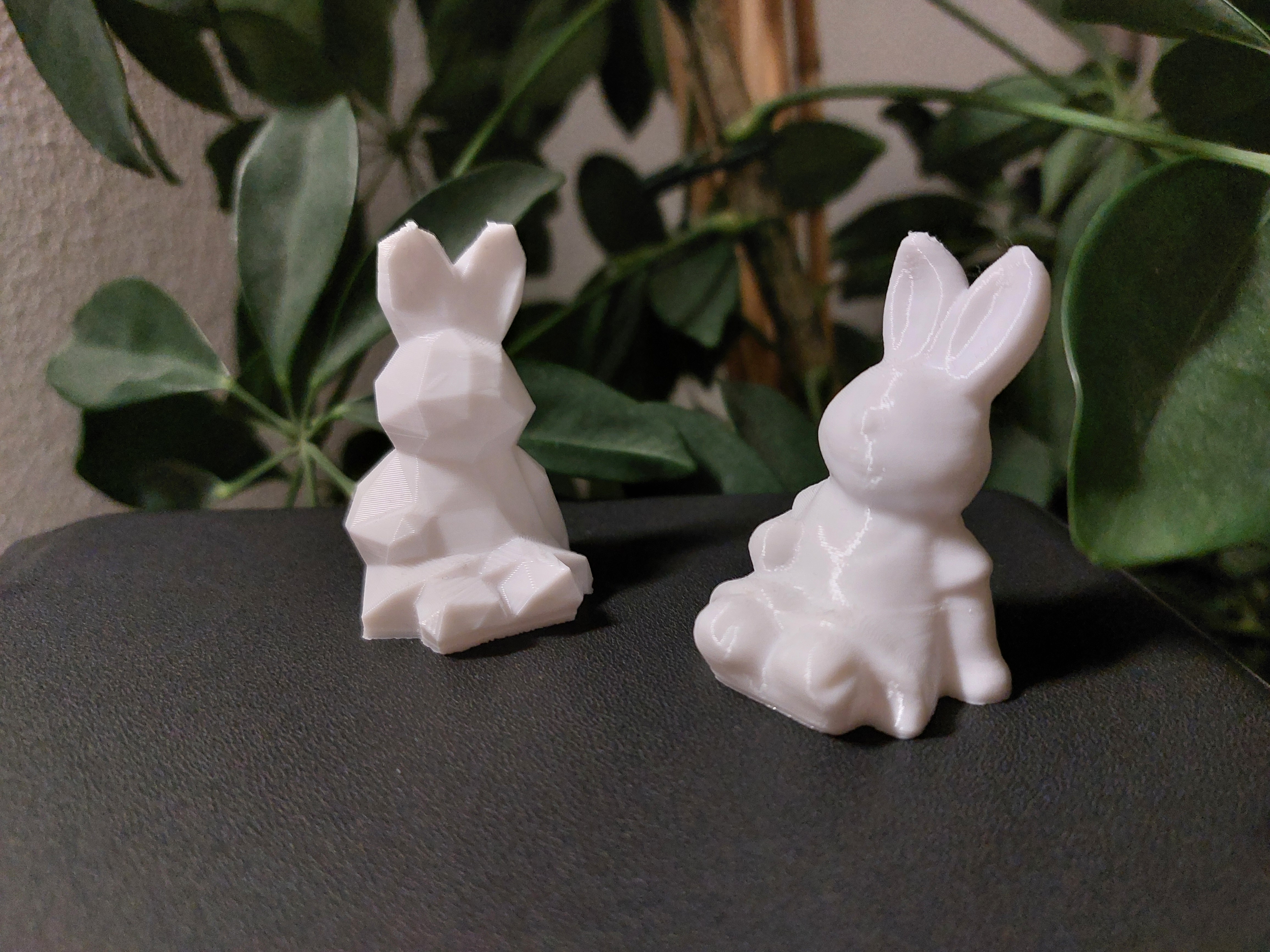 Easter Bunny high and low poly 1