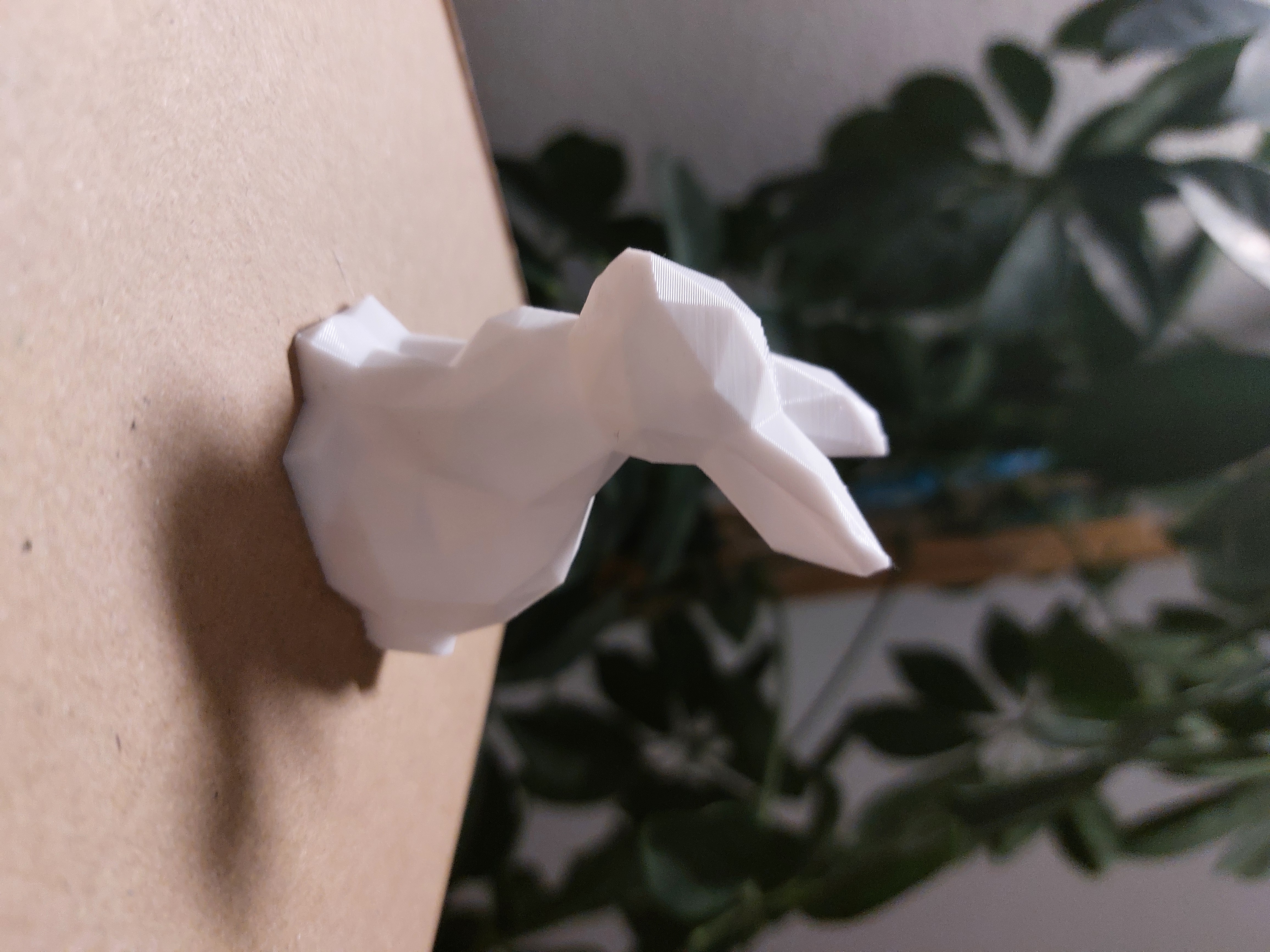 Miniatura 4 do modelo 3D Low poly Easter Bunny 2