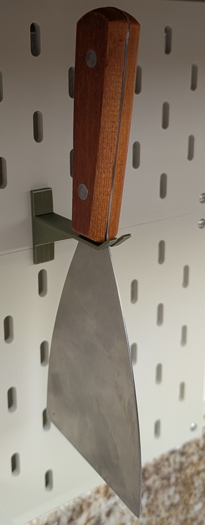 Skadis Hanger for a Scraper/Putty Knife