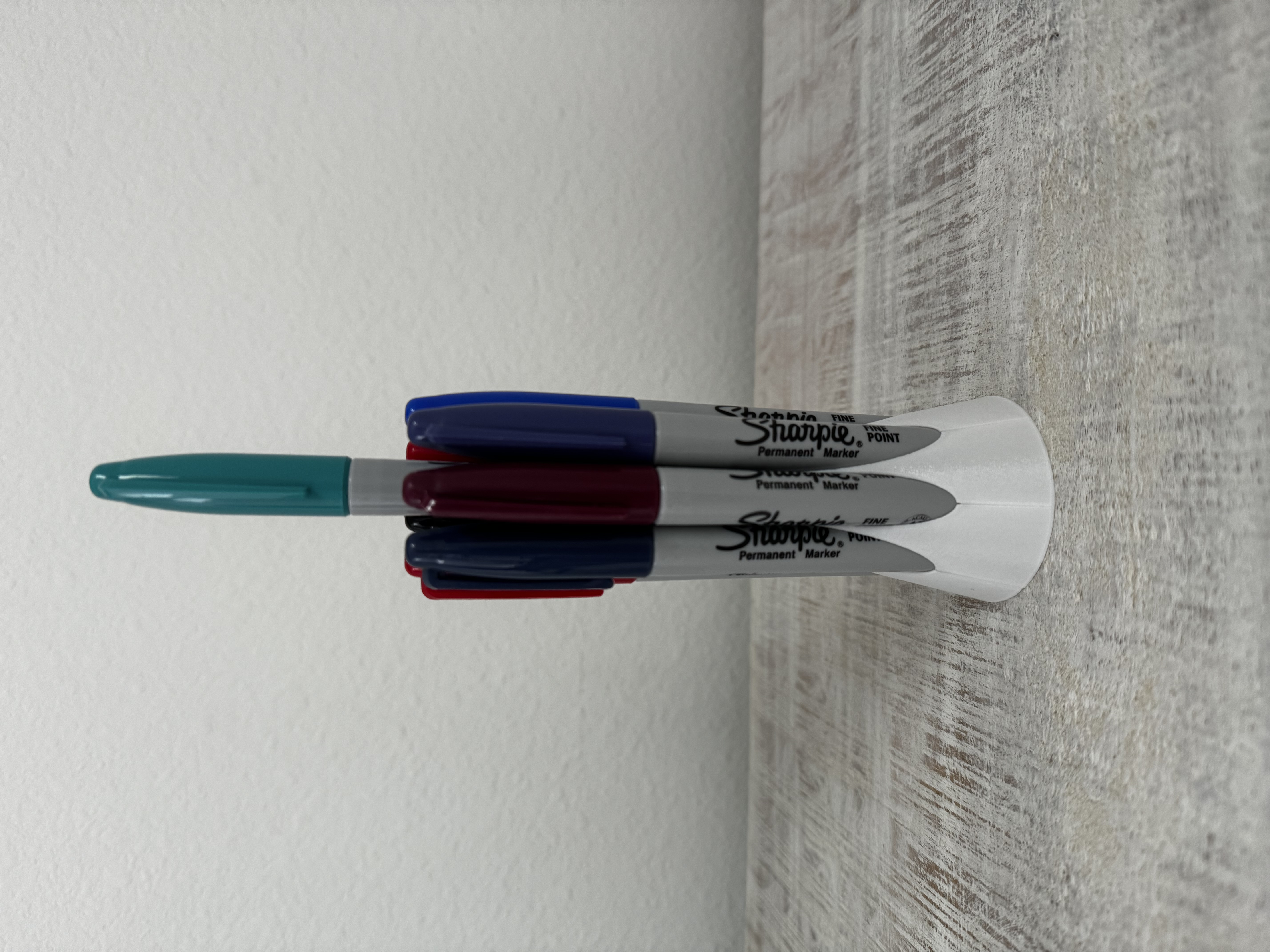 Pen holder printed in spiral/vase mode 8 pens