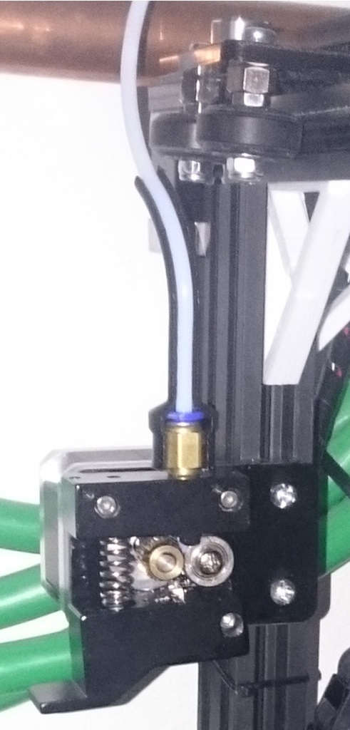 Extruder (Bowden) tube guide