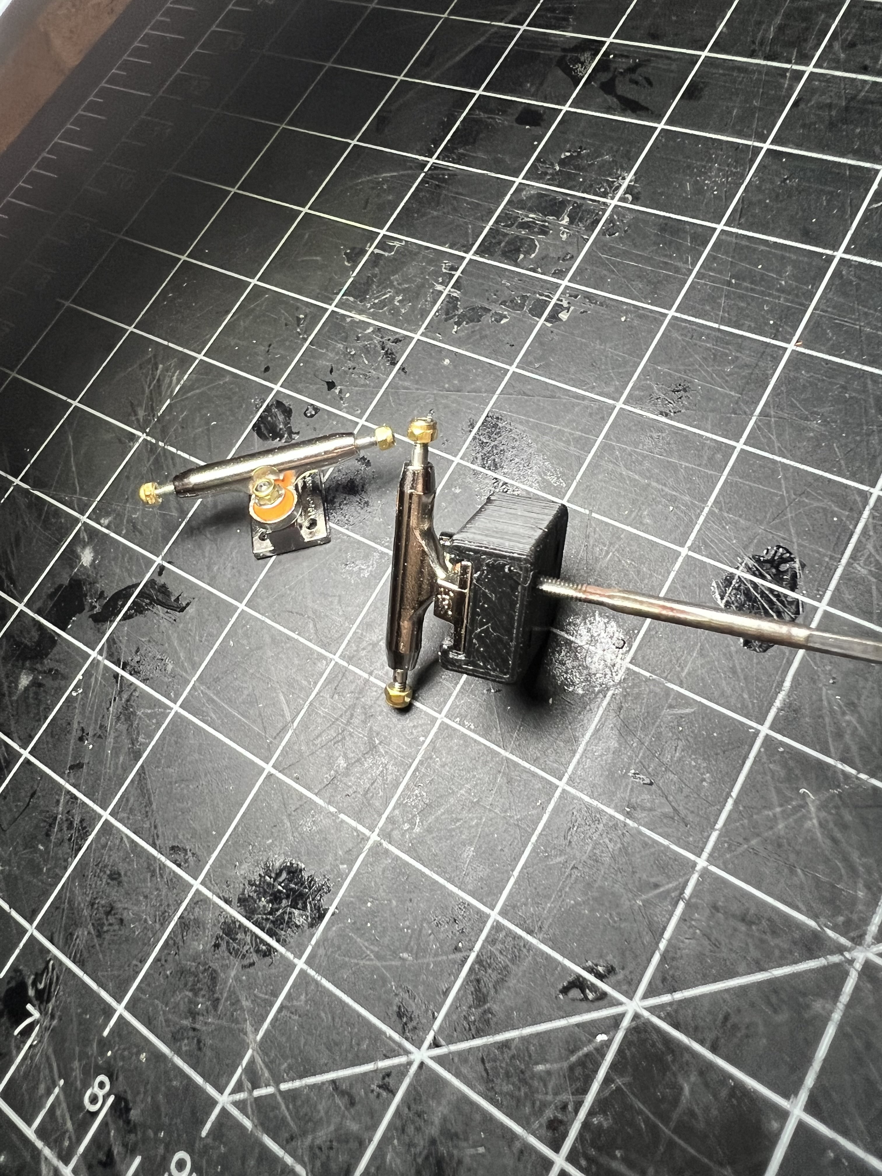 Black River Truck BRT fingerboard tap holder alignment