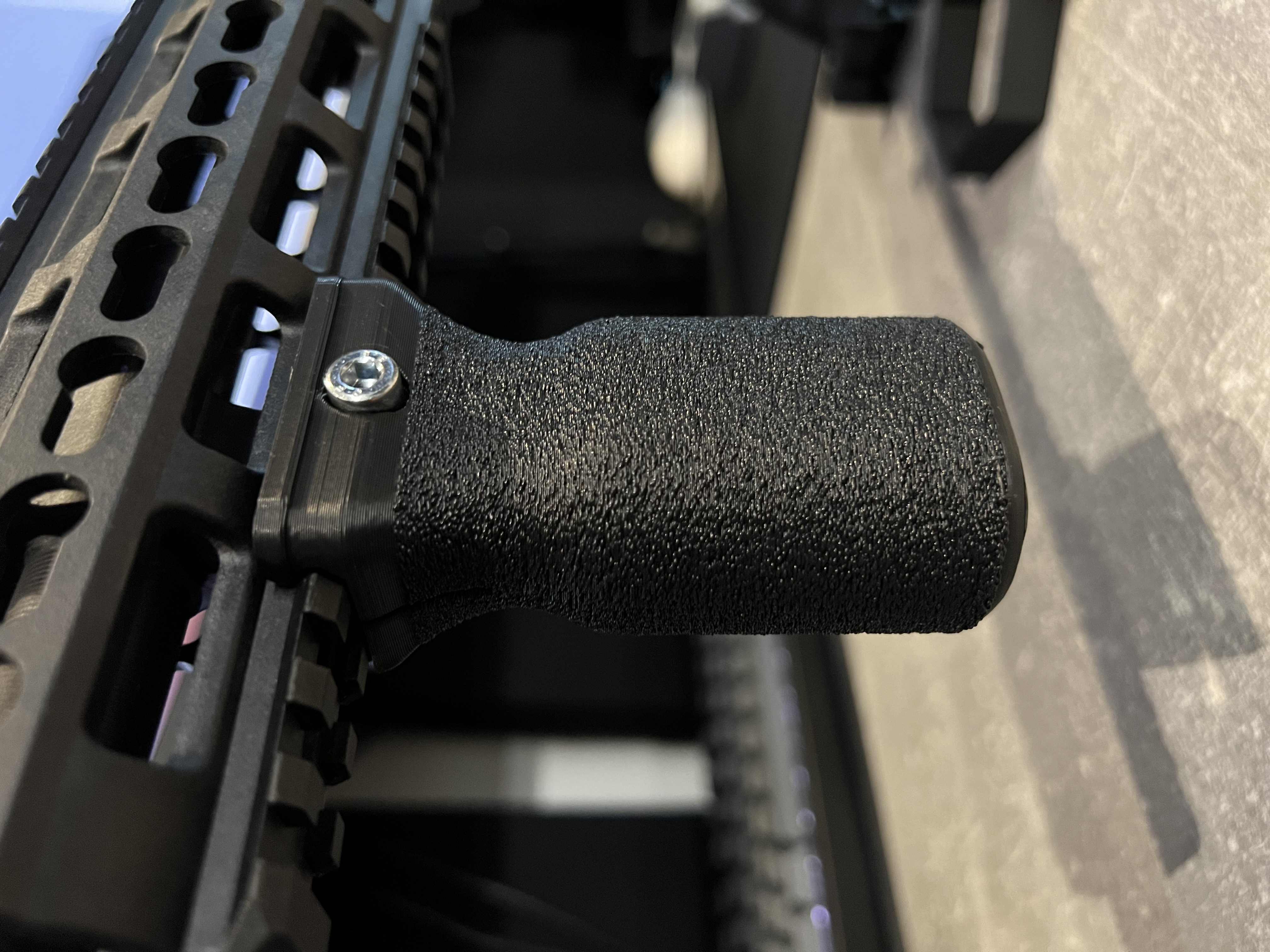 Airsoft grip