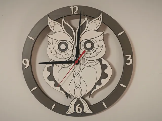 Clock with the owl