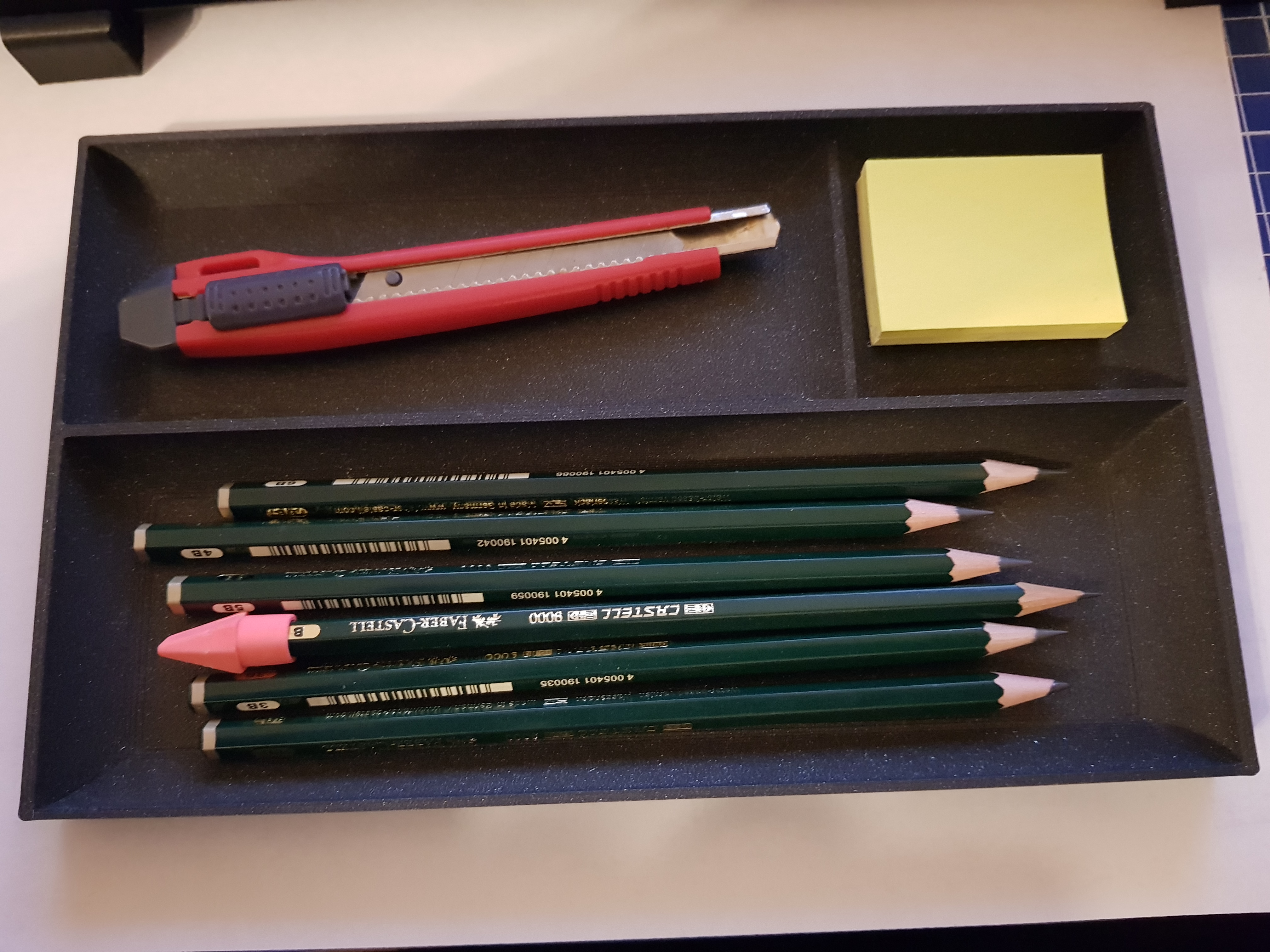 Stiftablage / Pen tray