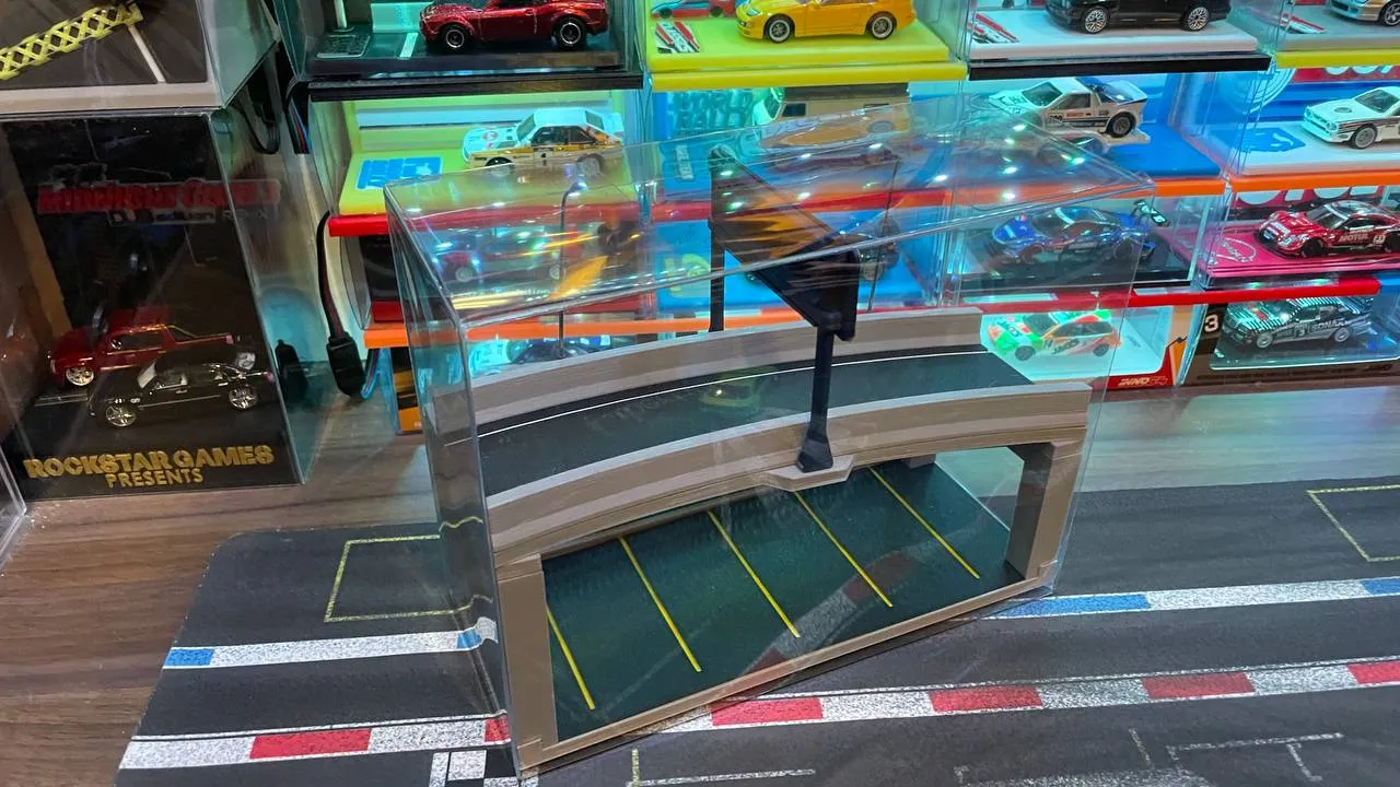 Mini Overpass + Car Park Diorama (for Hot Wheels & 1/64 Scale Cars