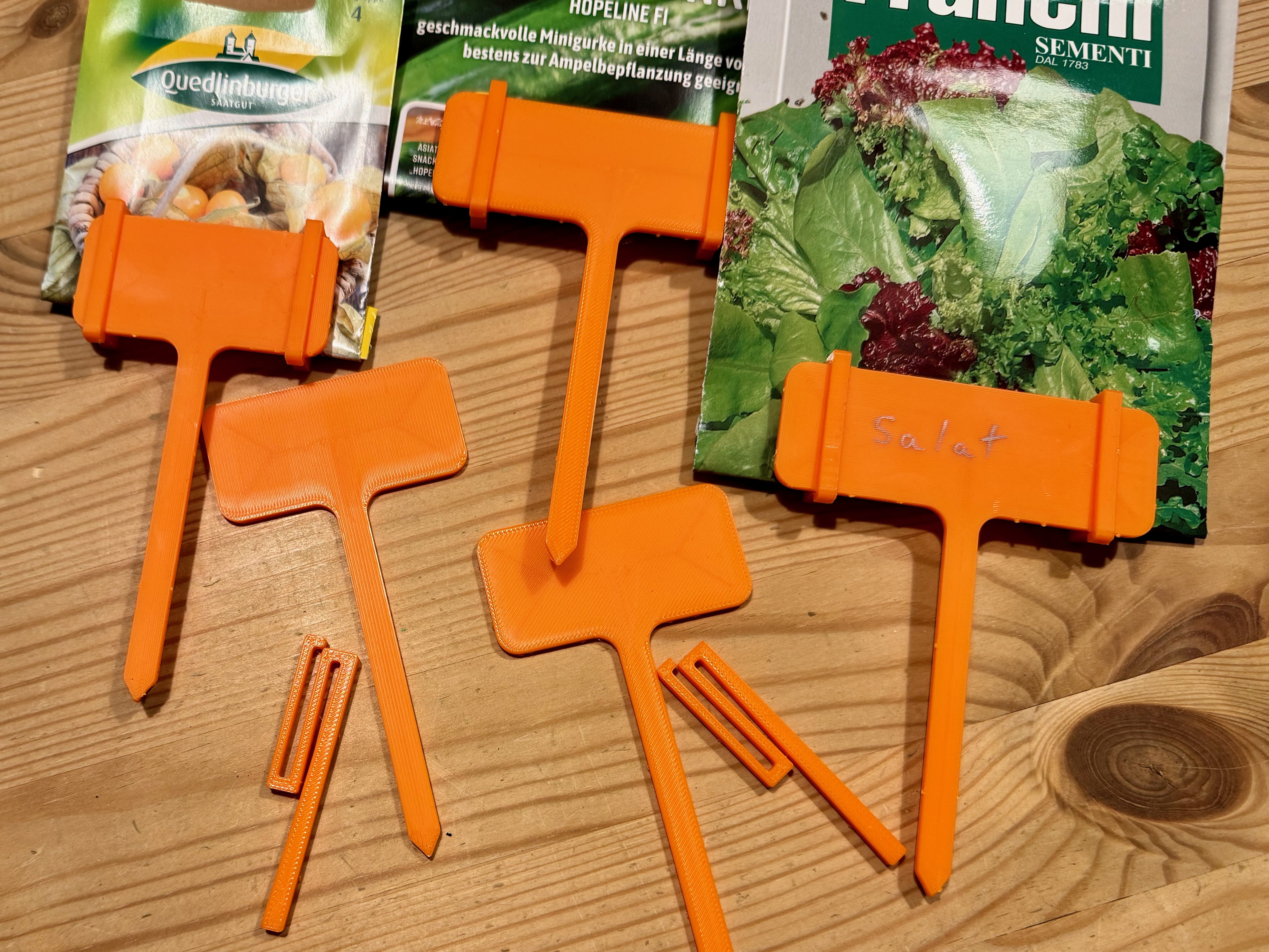 Kit Card - Plant and Growing plugs with seed bag holder