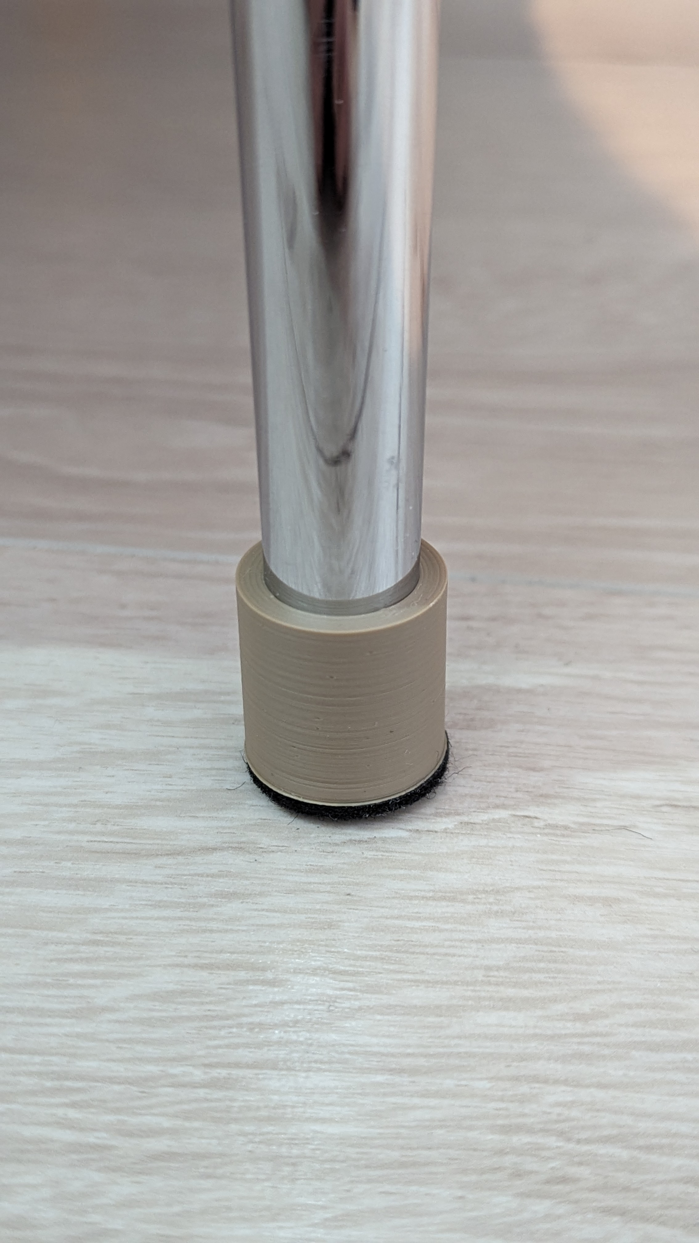 Stuhlbeinschutz 20mm