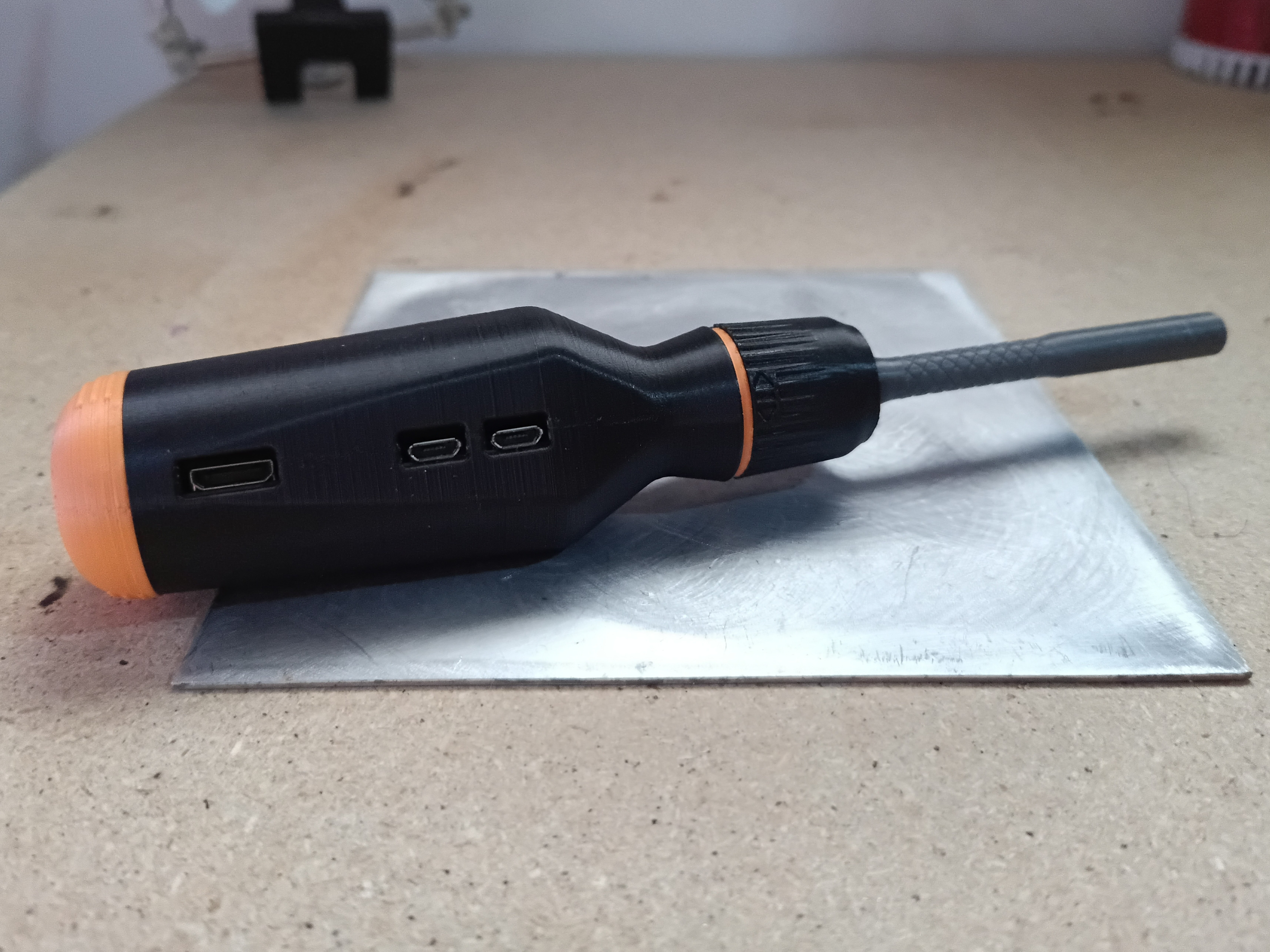 LTT Screwdriver Inspired Pi Zero Case