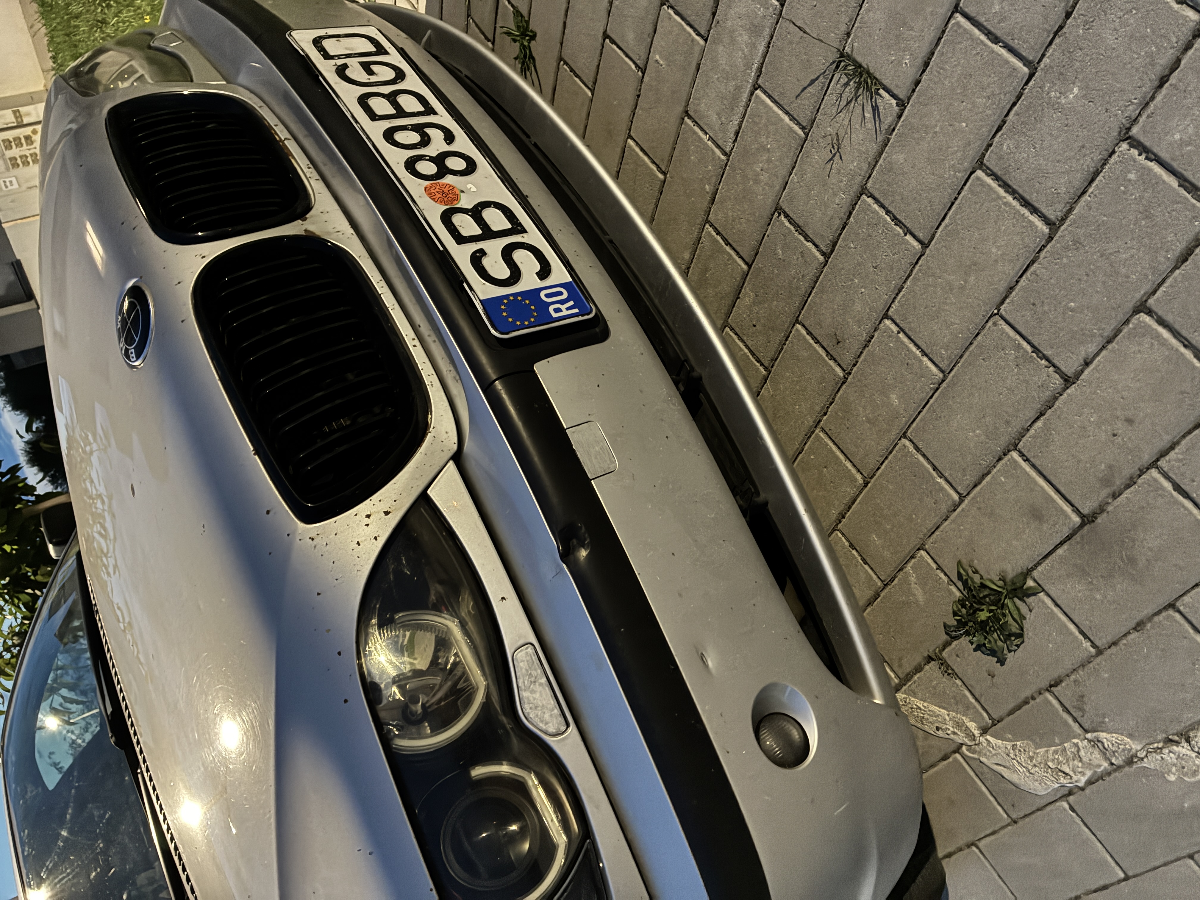 Bmw e46 front tow point cap