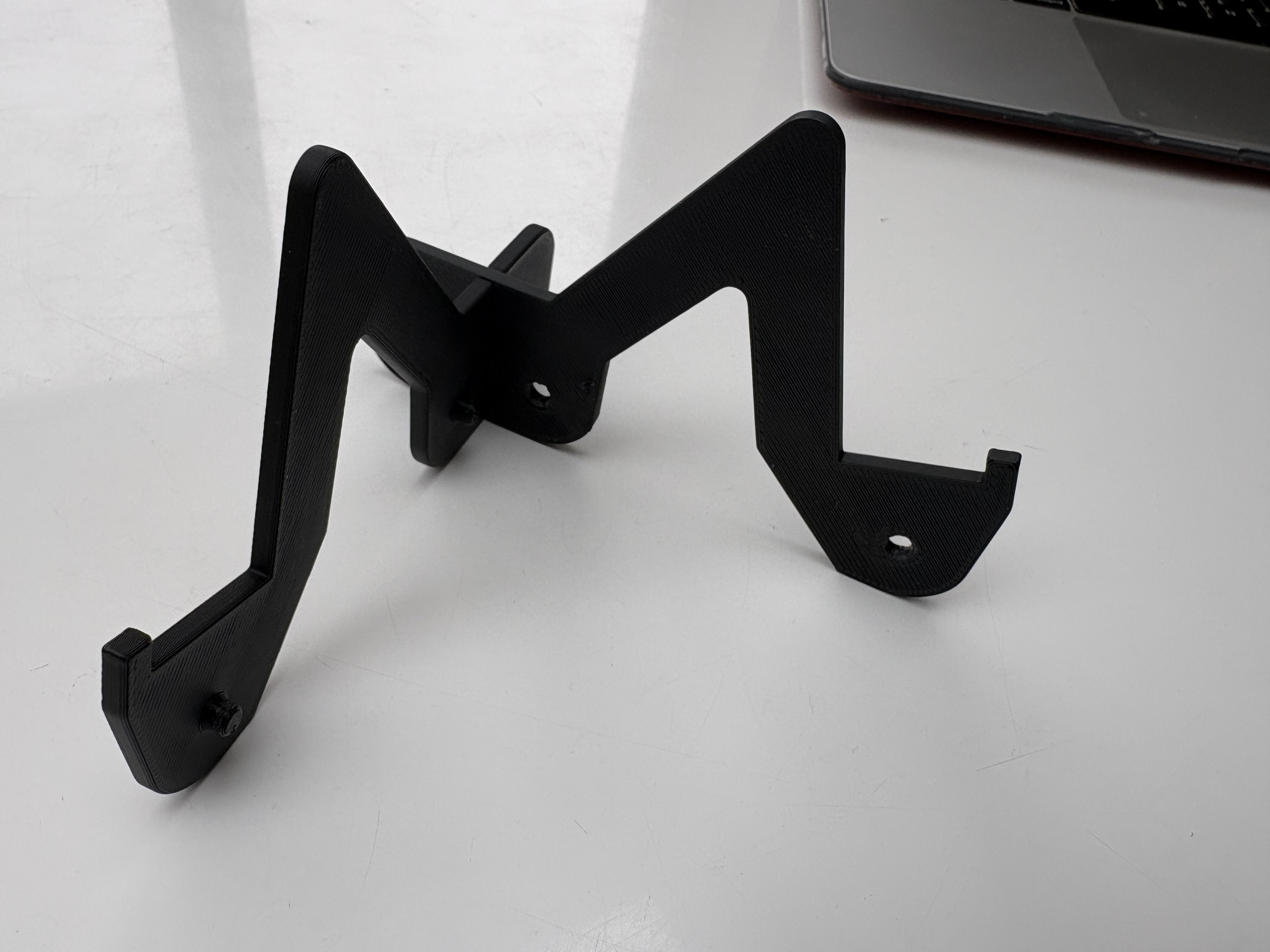 Collapsible phone stand / tablet stand